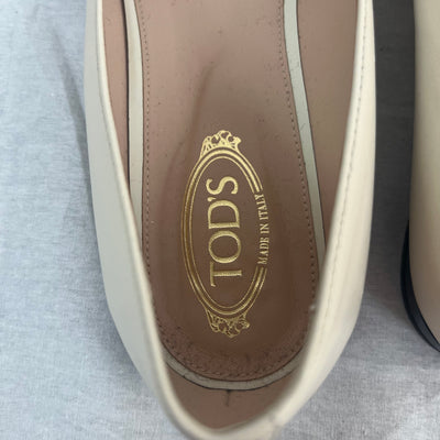 Tods Ivory & Aubergine Toe Cap Leather Ballet Pumps 38.5