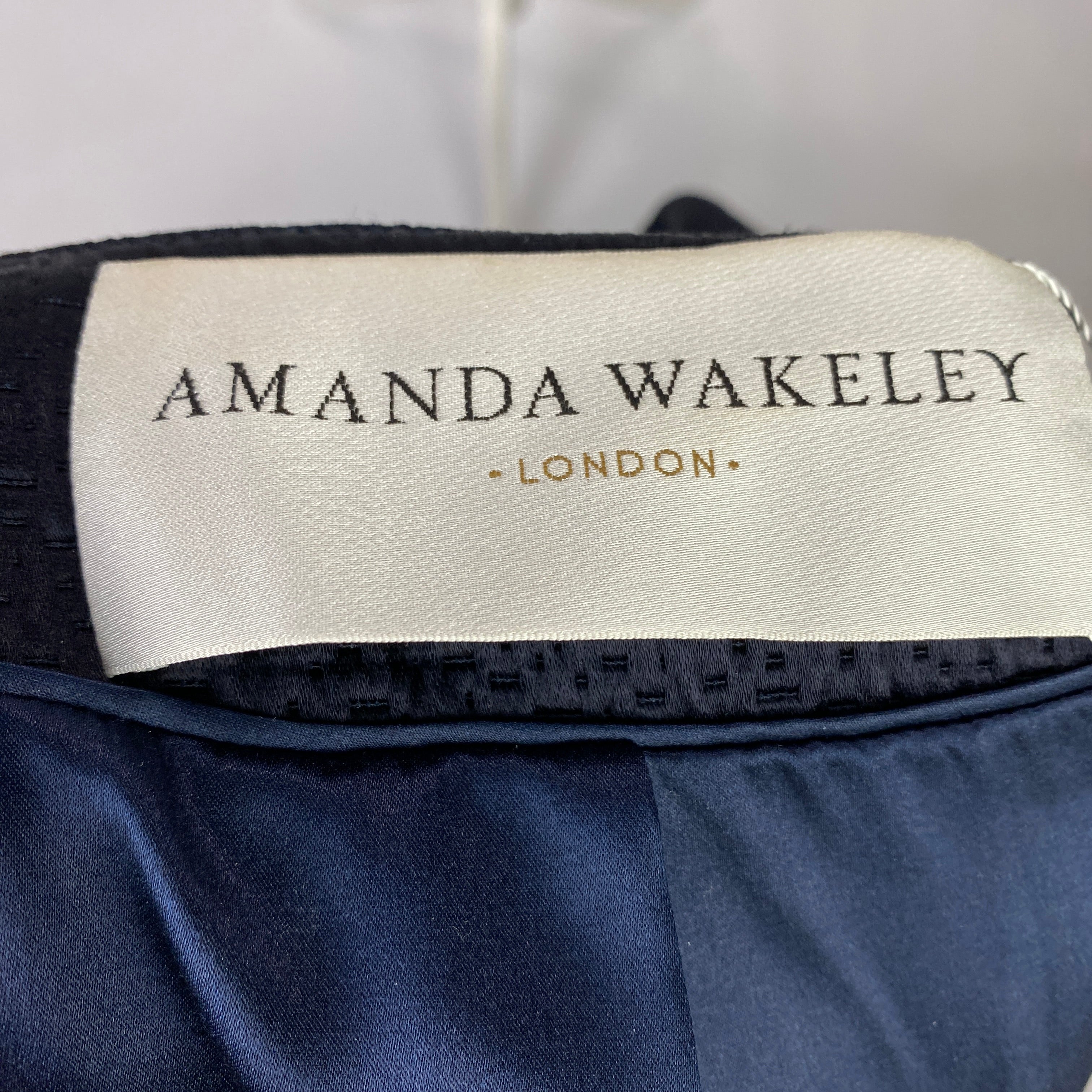 Amanda Wakeley Midnight Textured Satin Kimono Coat XL