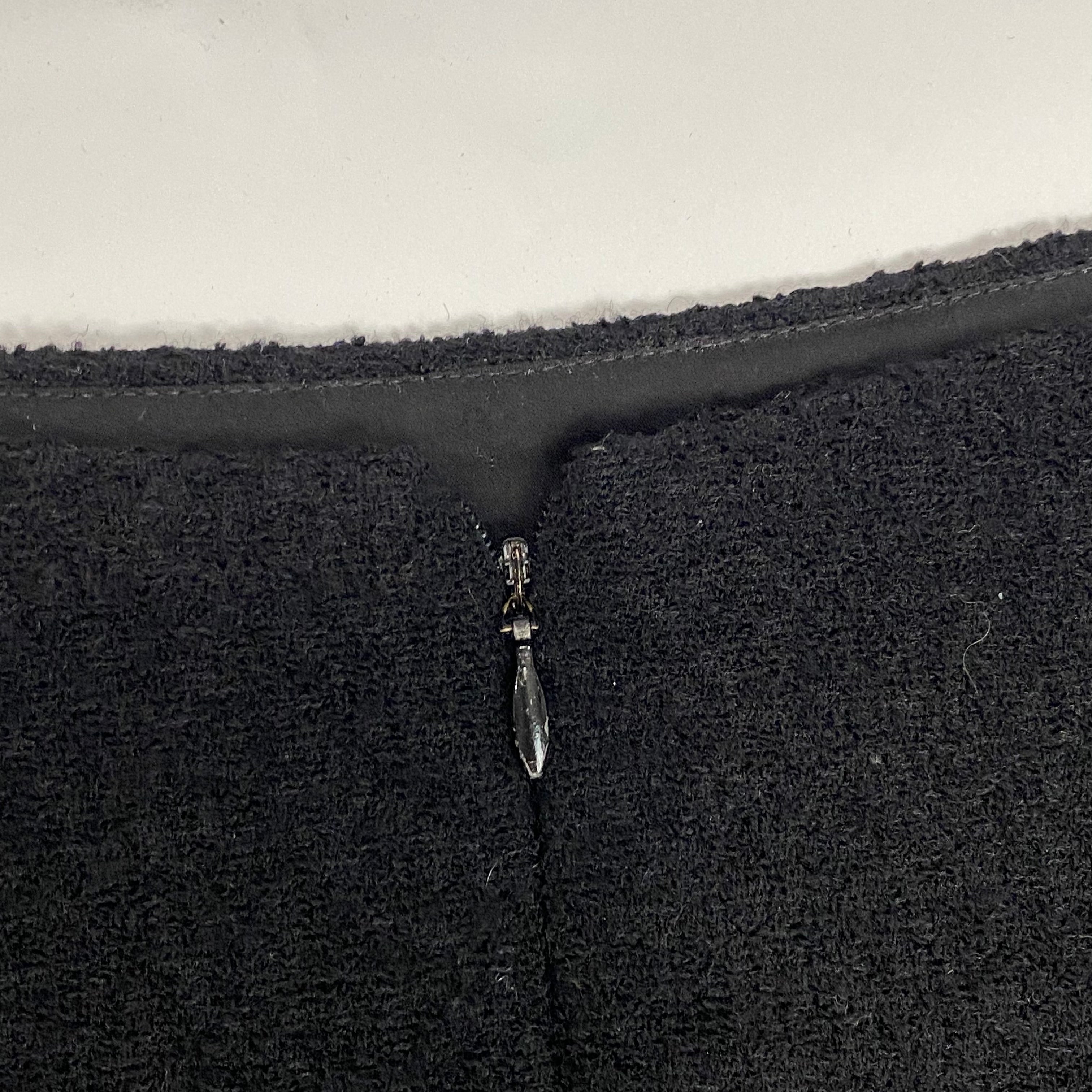 Chanel Classic Black Boucle Wool Pencil Skirt XXS