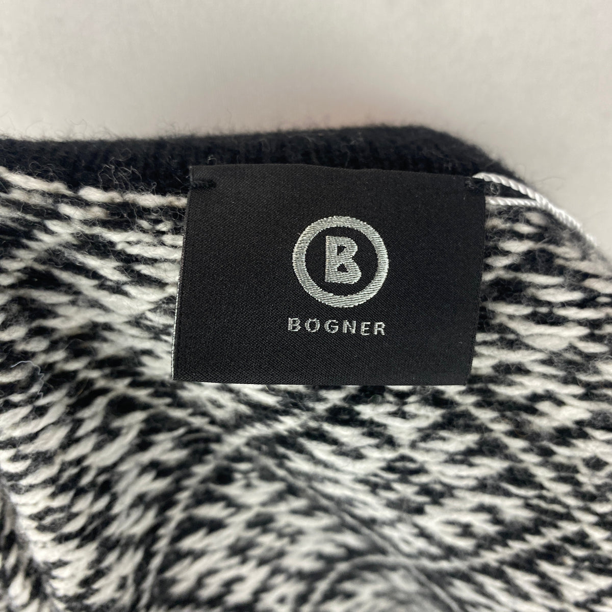 Bogner Black & White Alpine Knit Zippered Cardigan L