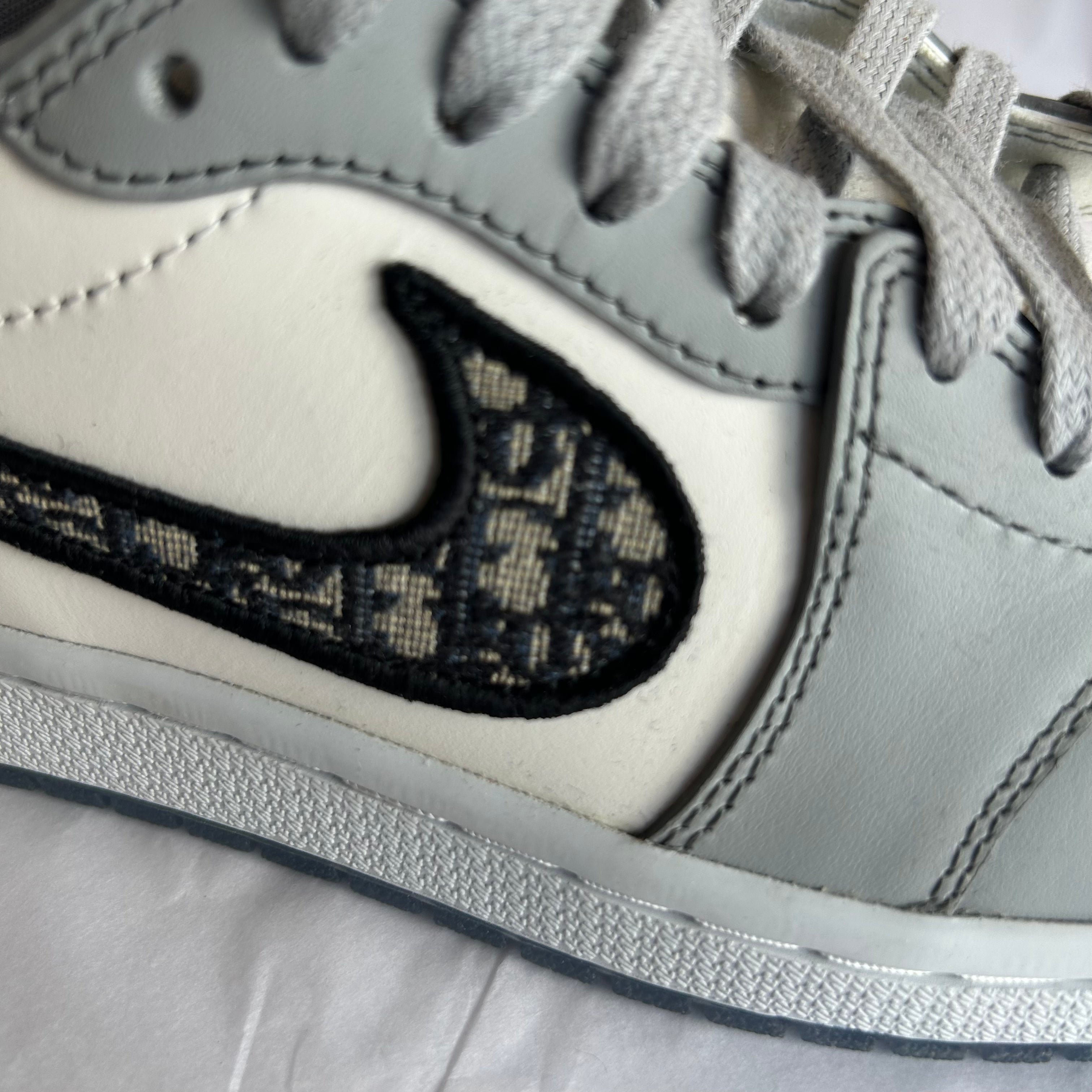 Dior x Nike Air Jordan 1 Low Sneakers 38.5