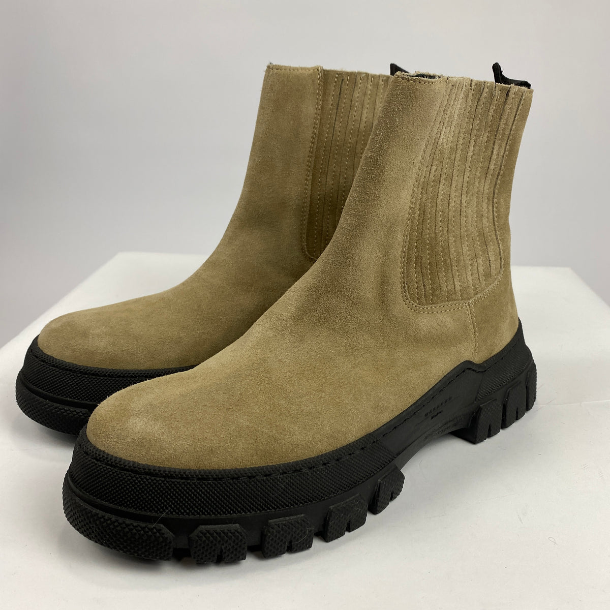 Weekend Max Mara £320 Taupe Suede Track Sole Ankle Boots 39