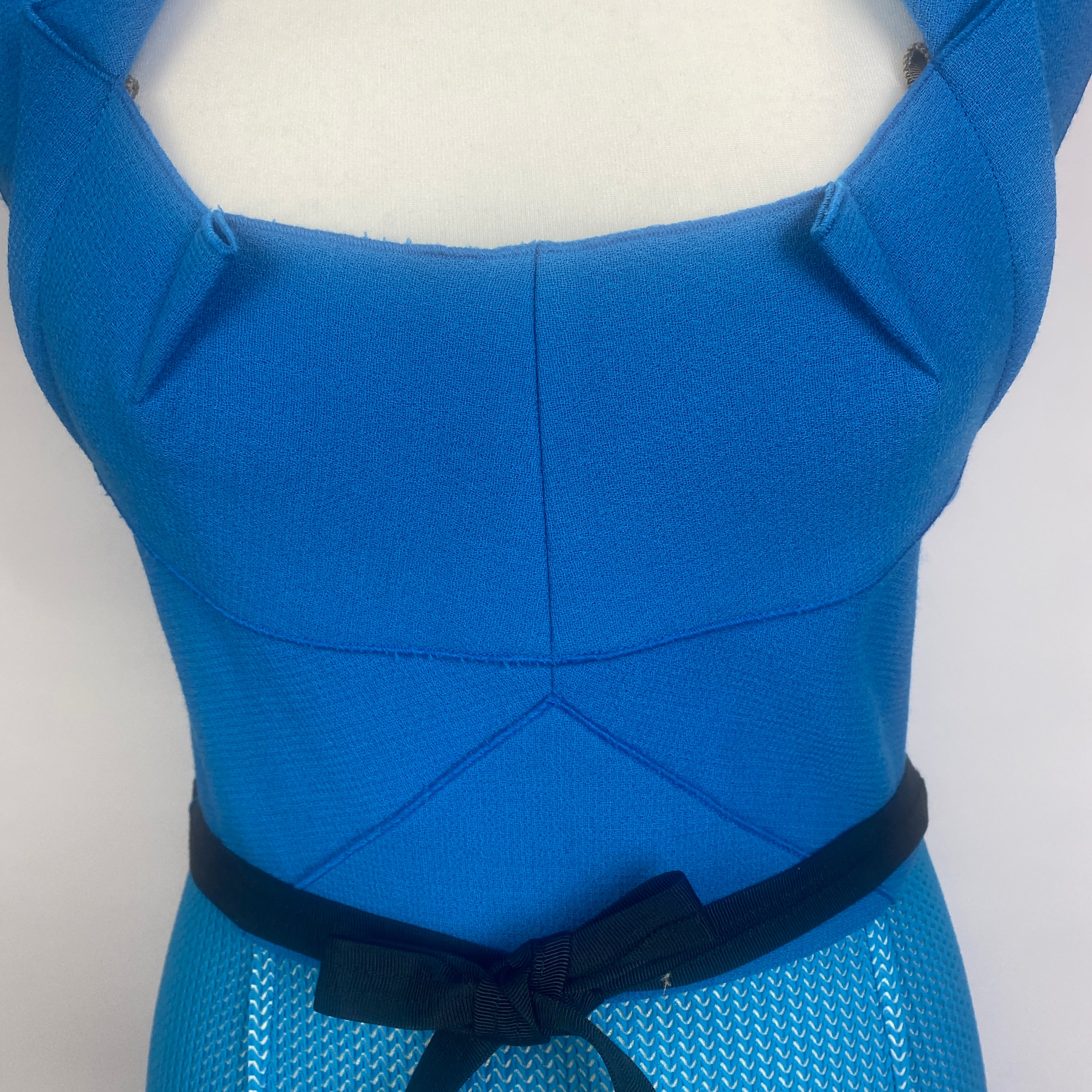 Roland Mouret Sky Blue Textured Wool Crepe Origami Shift Dress M