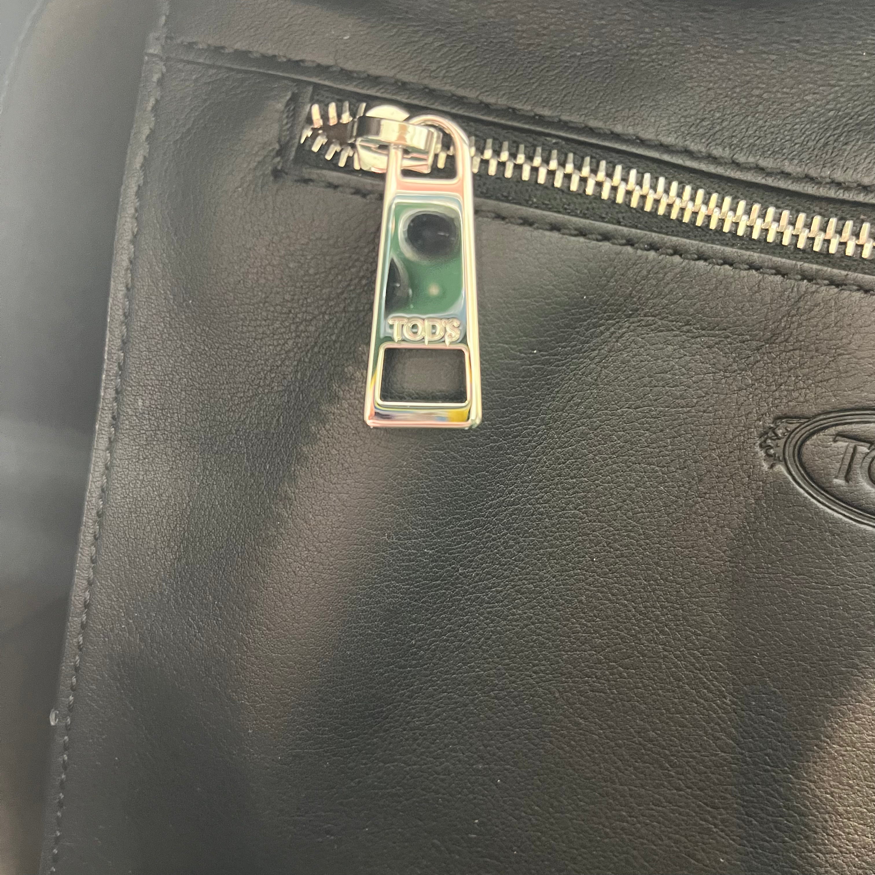 Tods Brand New £2687 Black Sacca Zip Di Tote Bag