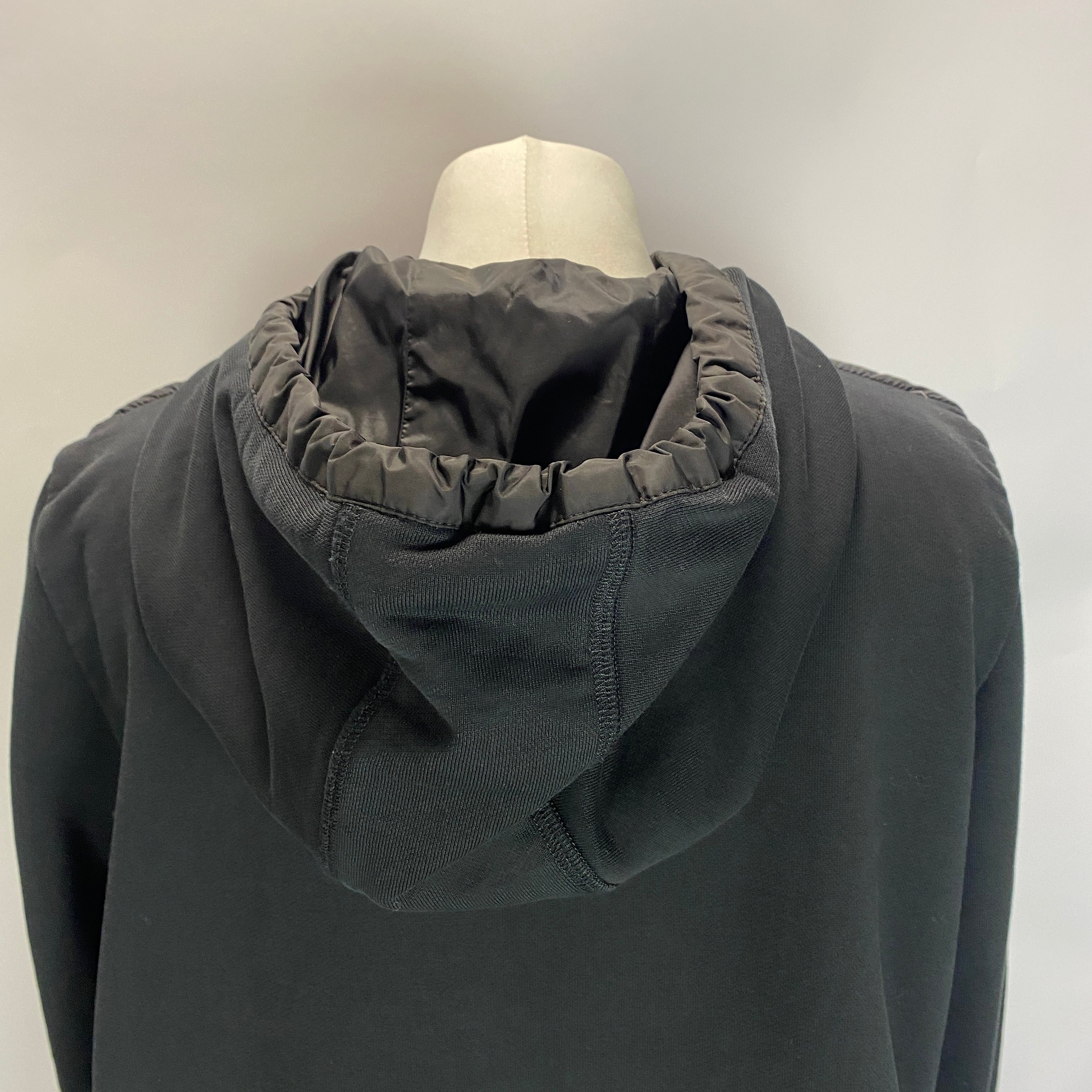 Moncler Black Lightweight Duvet Maglia Jacket M