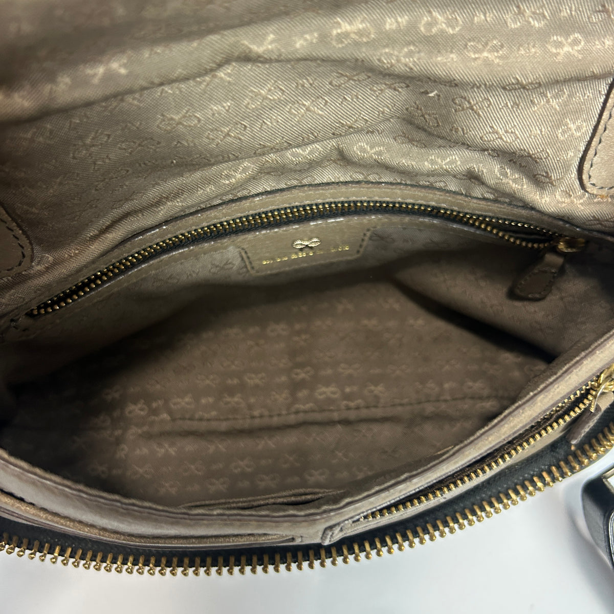 Anya Hindmarch £750 Black Small De Vere Satchel Crossbody Bag