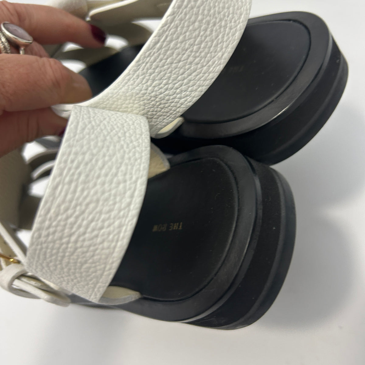 The Row £1060 Ivory Fisherman Sandals 38.5