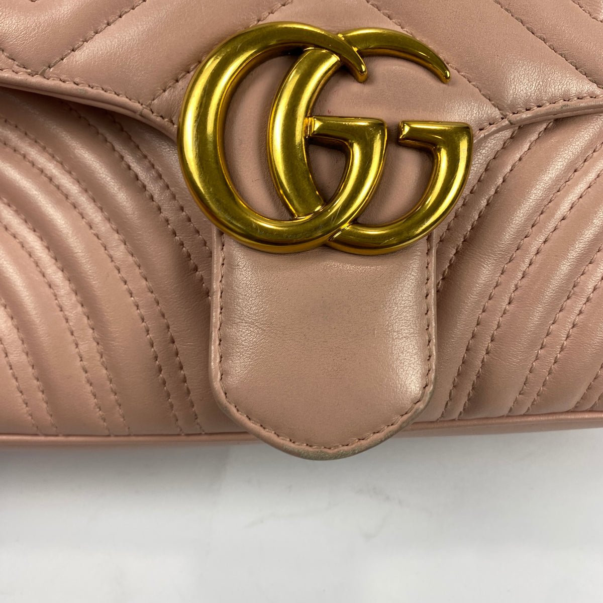 Gucci £2070 Pink Beige GG Marmont Medium Shoulderbag