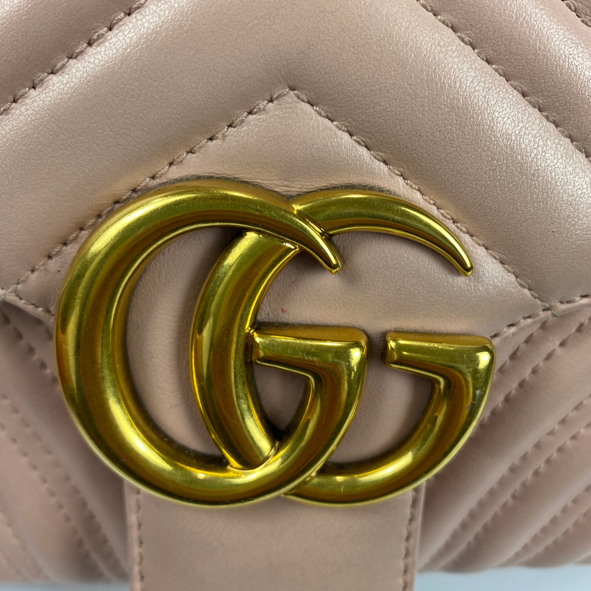 Gucci £2070 Pink Beige GG Marmont Medium Shoulderbag