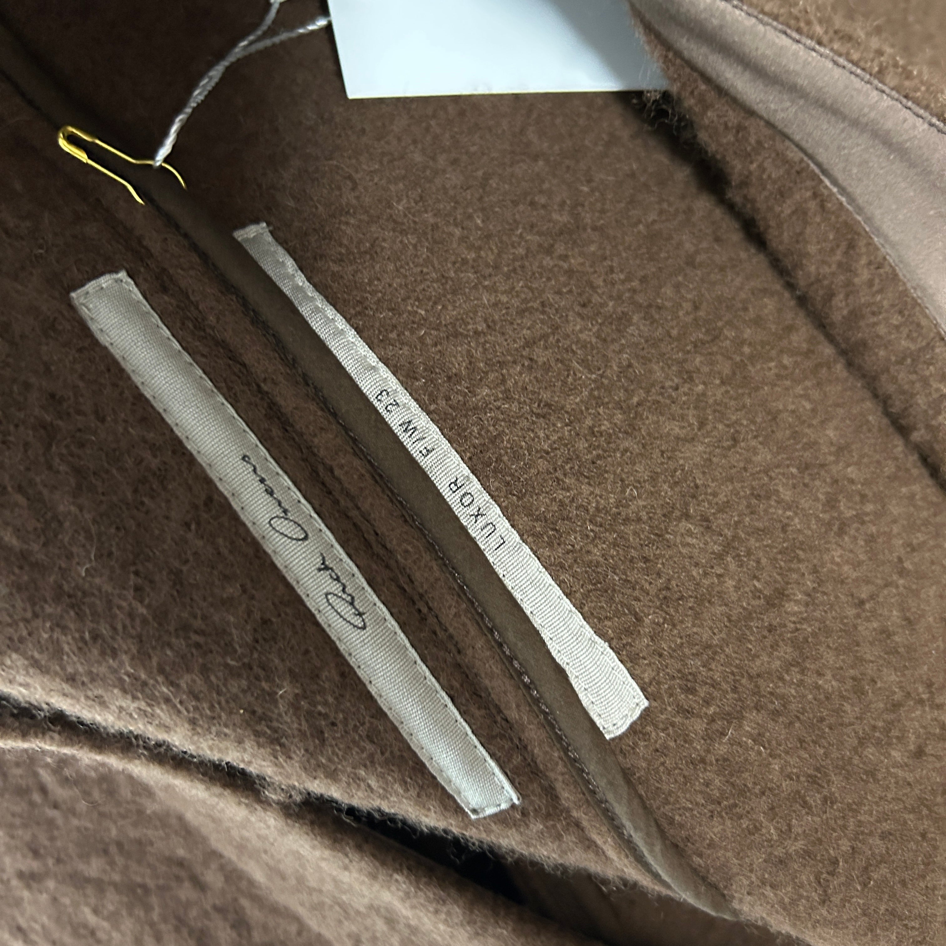 Rick Owens £1400 Brown Boucle Wool Zippered Cape M