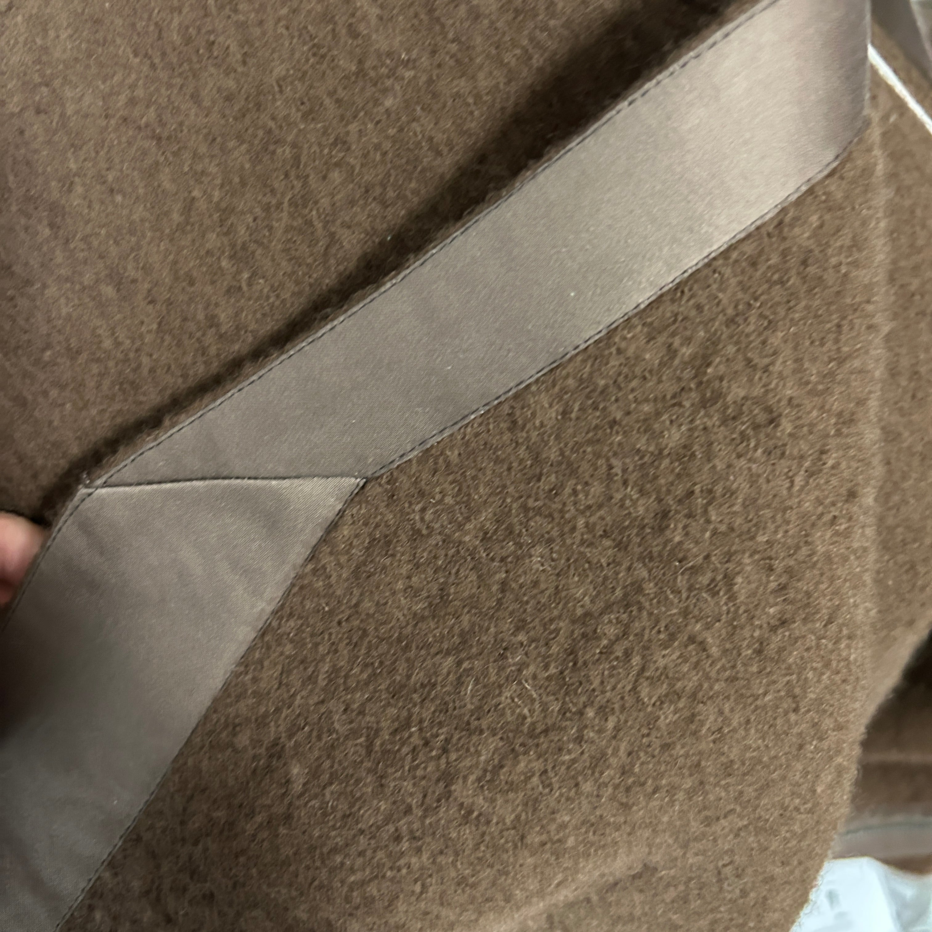 Rick Owens £1400 Brown Boucle Wool Zippered Cape M