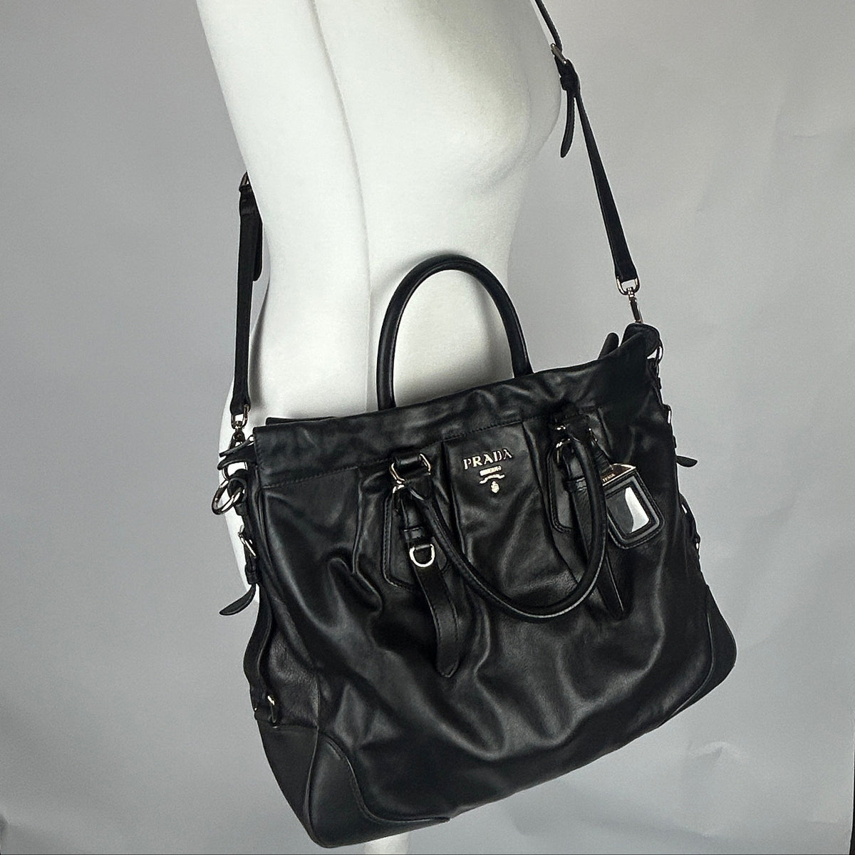 Prada Black Vitello Large Tote Satchel Bag