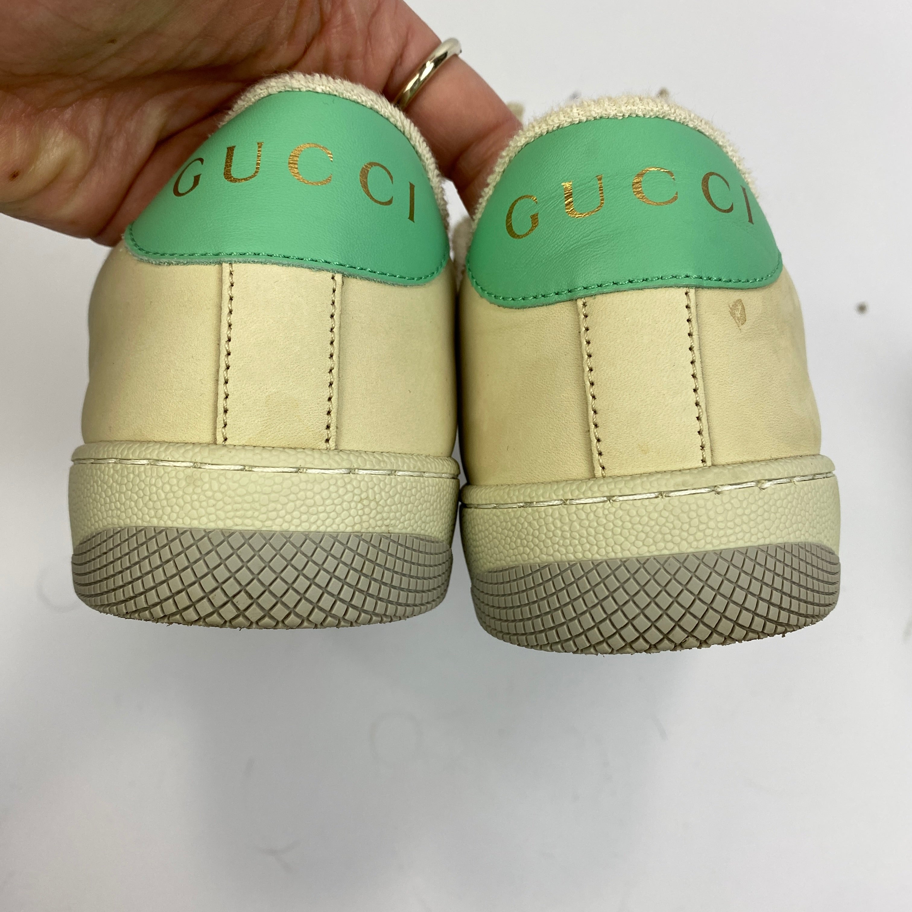 Gucci £880 Cream & Mint GG Screener Trainers 38