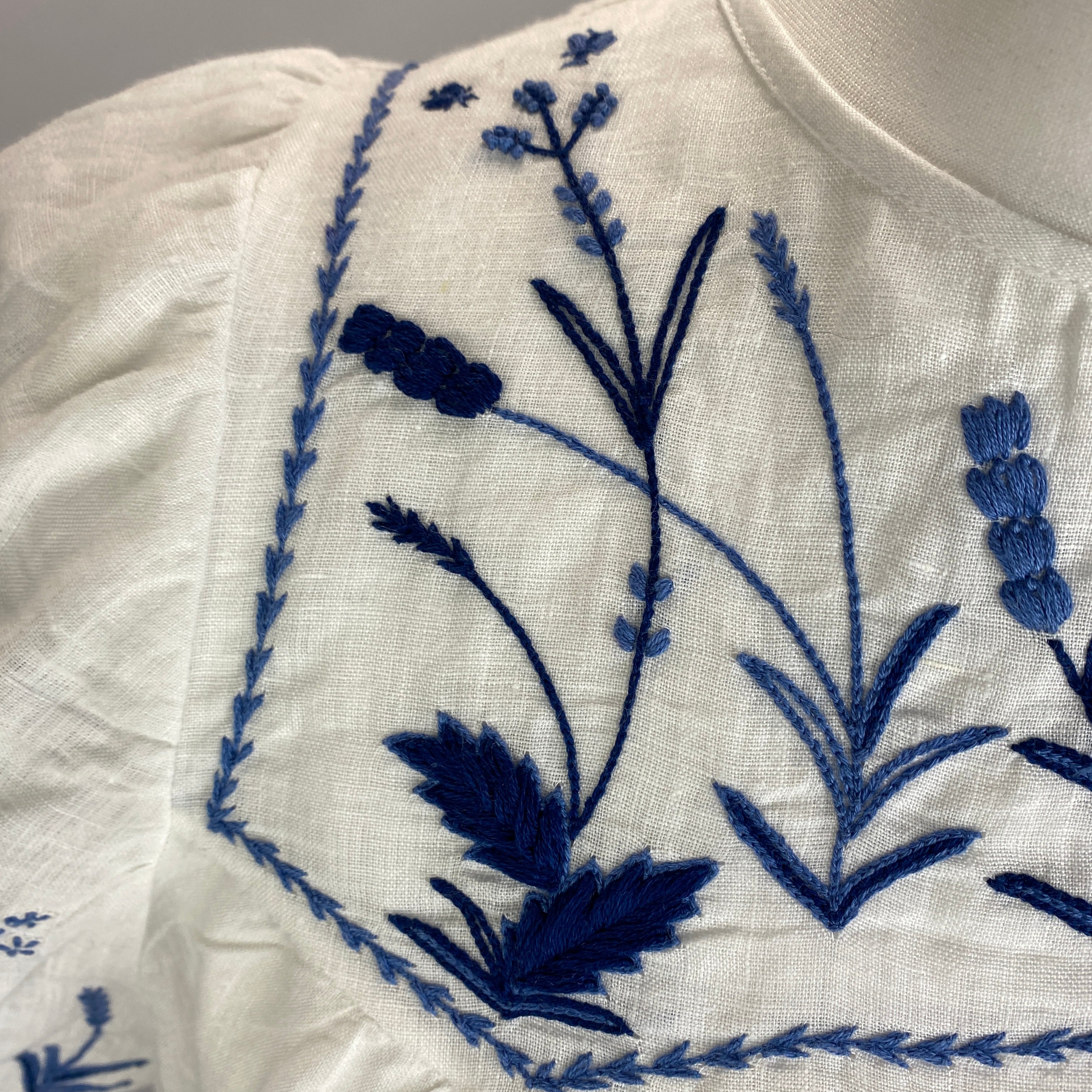 Thierry Colson Embroidered White Linen Tunic Top XS/S