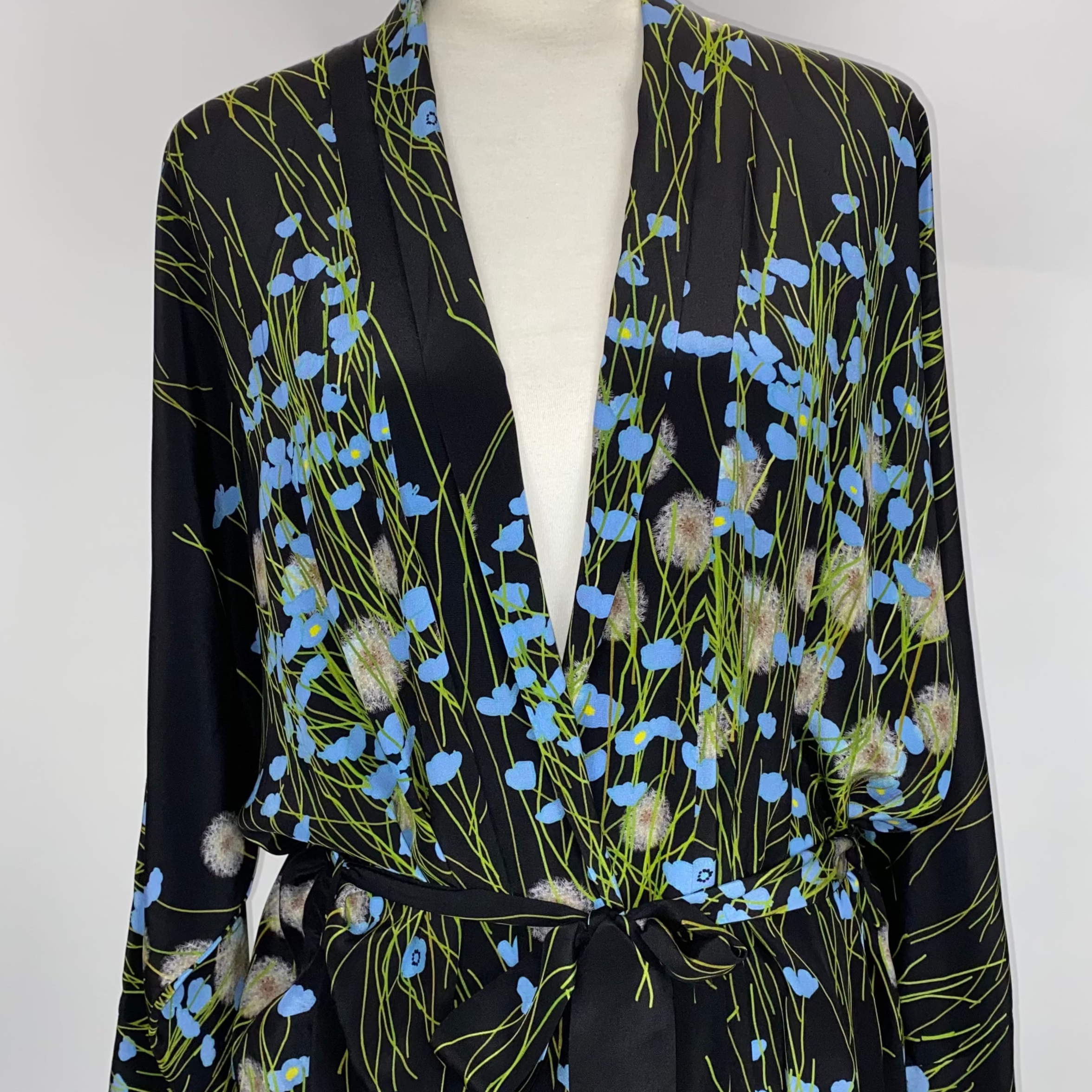 Bernadette £944 Black Buttercup Field Print Silk Robe S