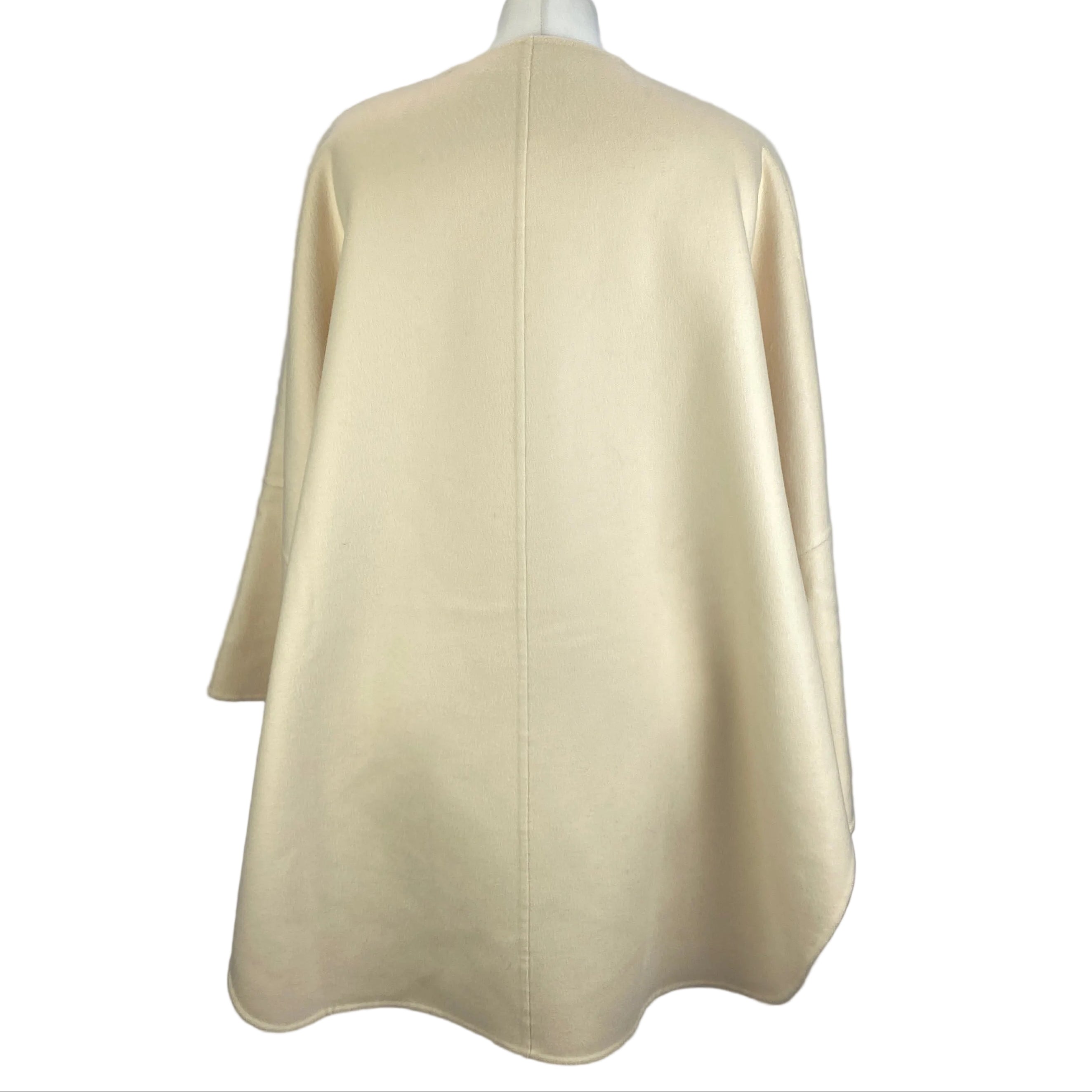 Loro Piana £4000 Cream Cashmere Poncho Jacket O/S