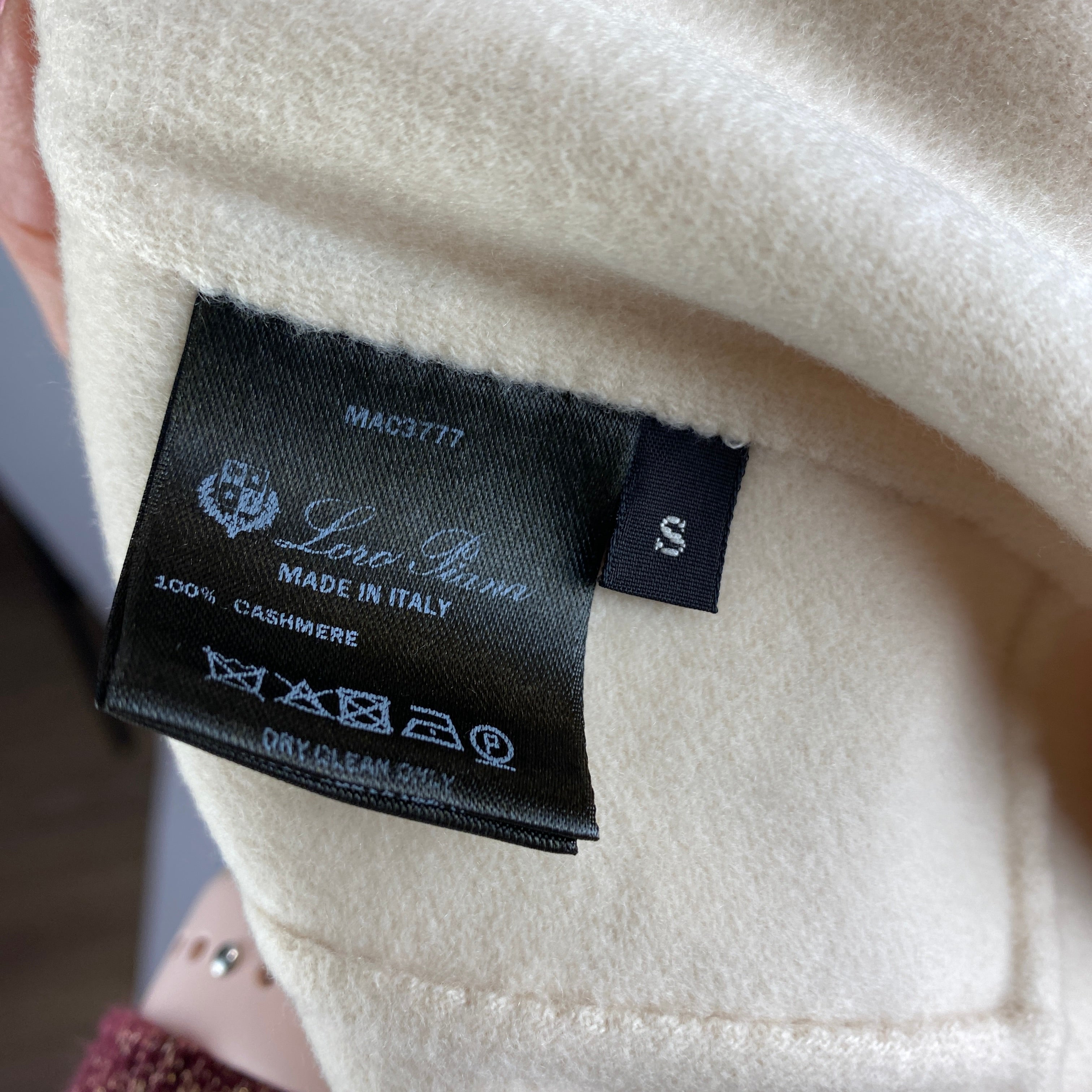 Loro Piana £4000 Cream Cashmere Poncho Jacket O/S