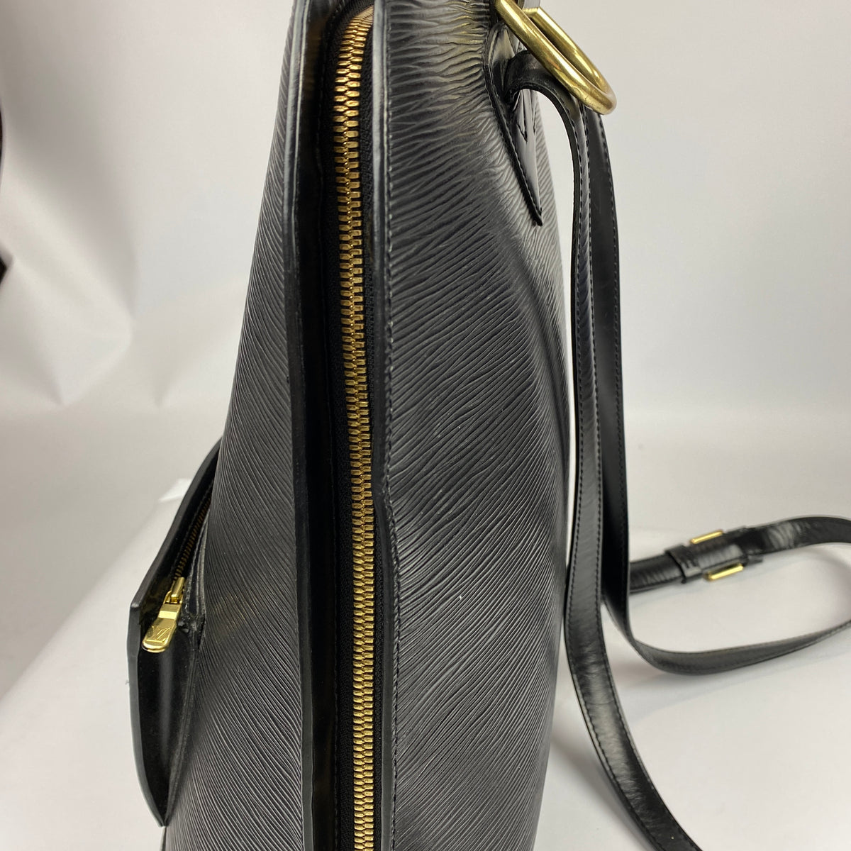 Louis Vuitton 2000 Black Epi Leather Gobelins Backpack