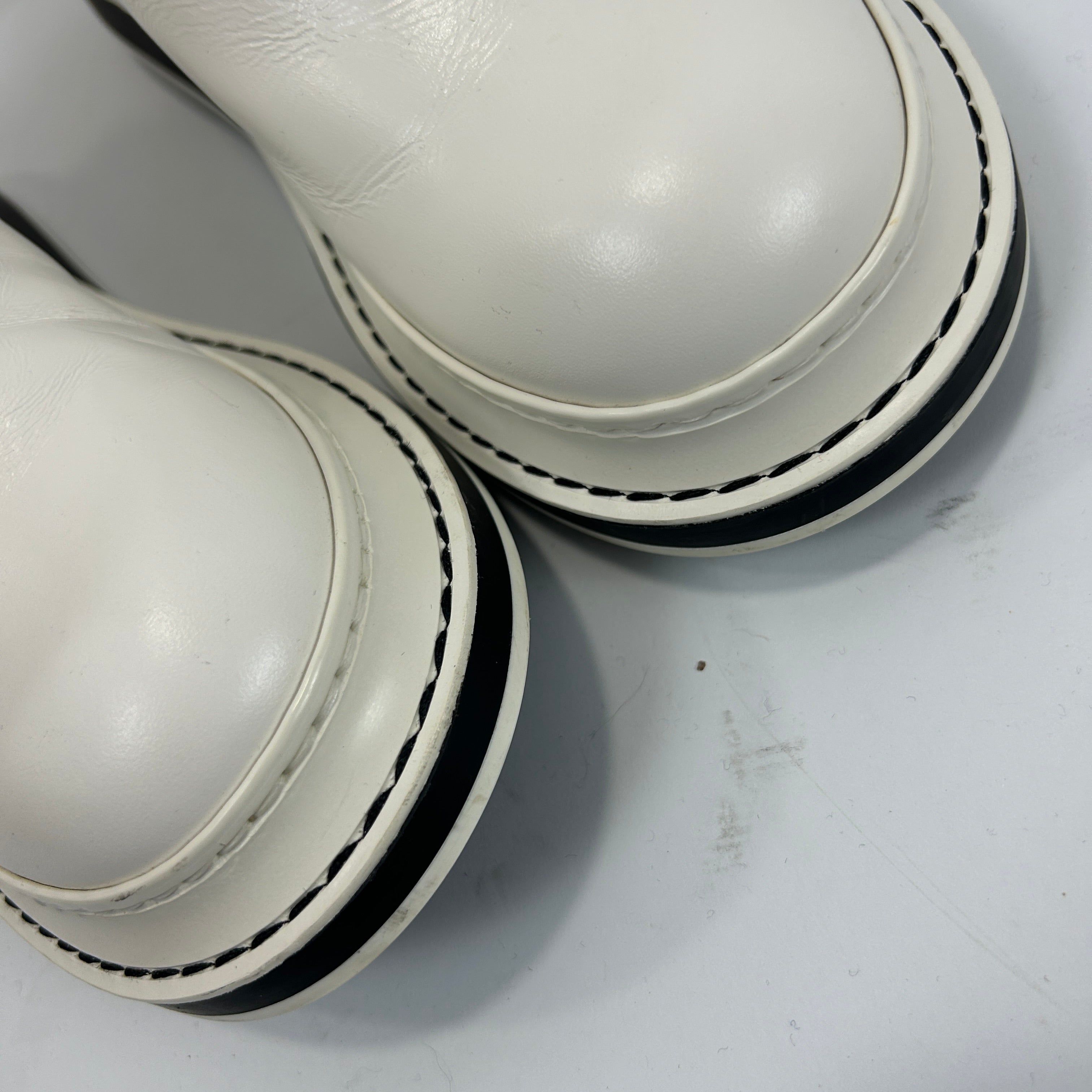 Loewe £630 Soft White Leather Chelsea Boots 37