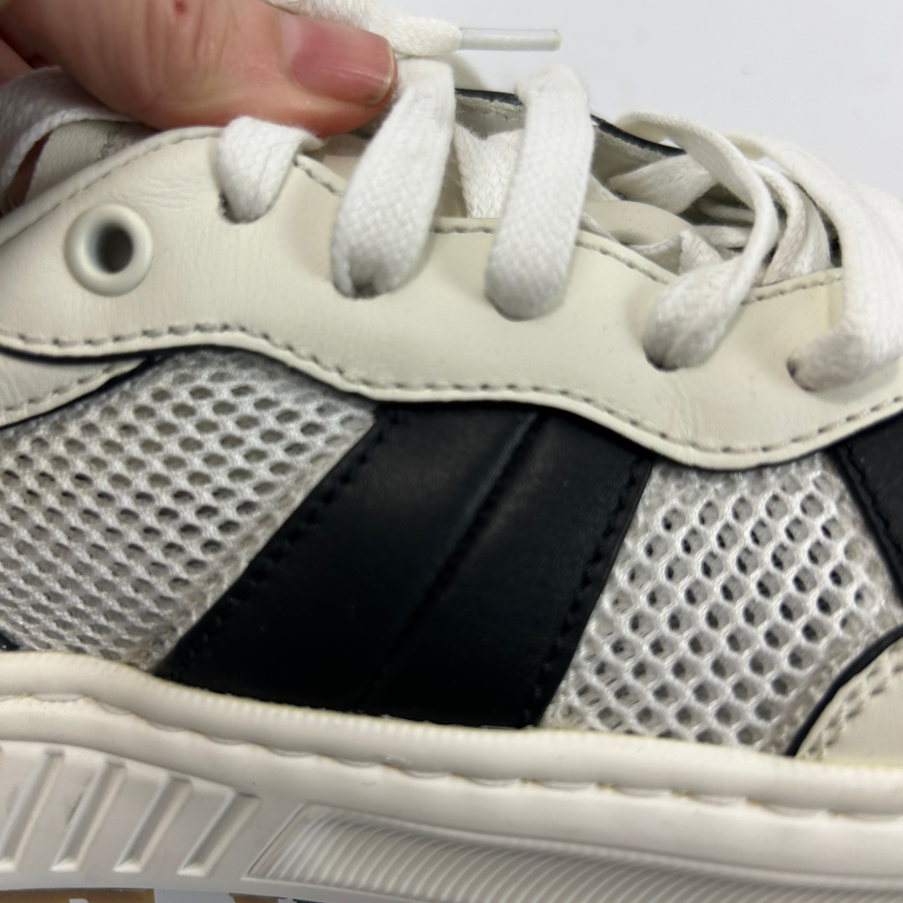 Bottega Veneta Cream & Black Leather Trainers 37/38