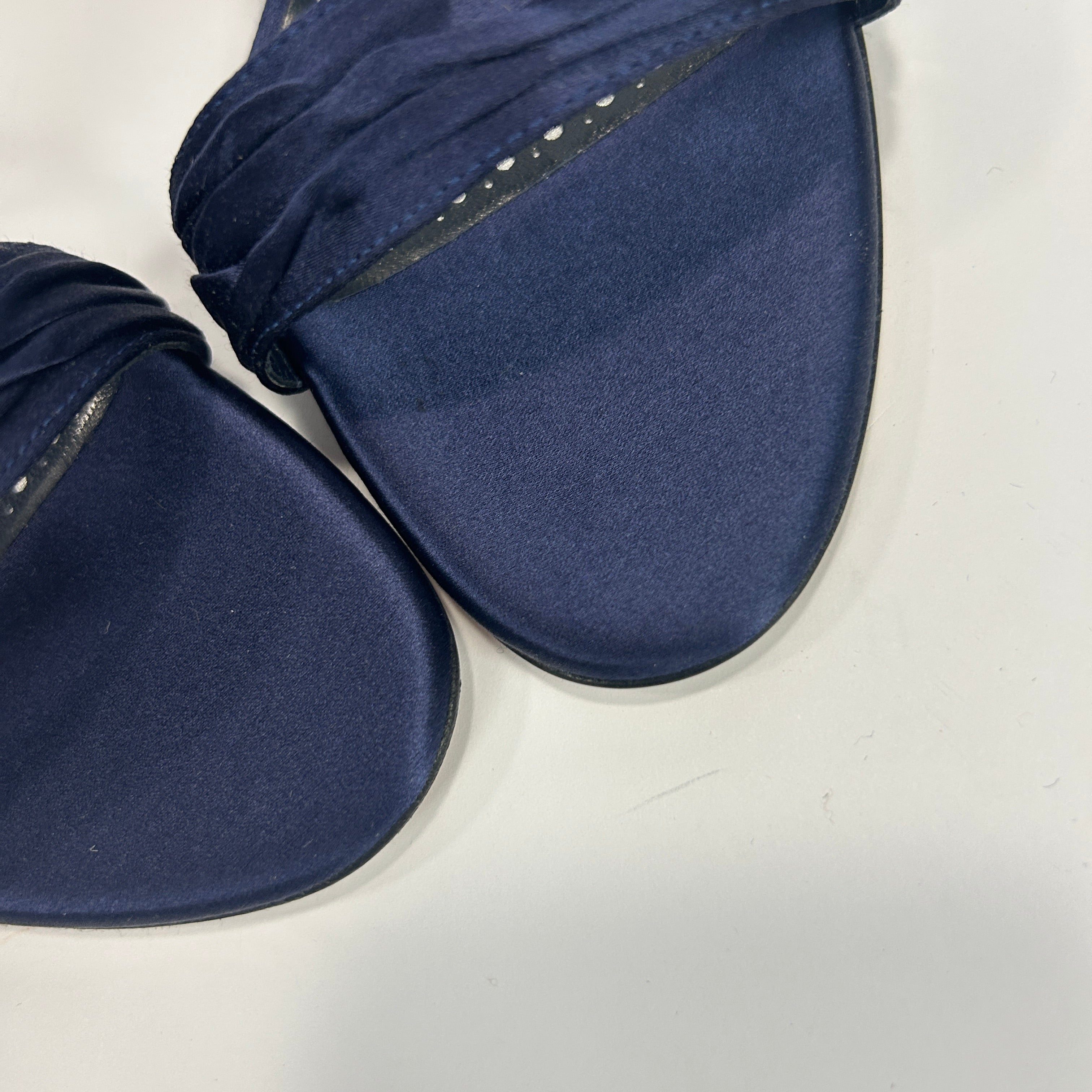 Manolo Blahnik New £975 Navy Satin Chinap Mules 39