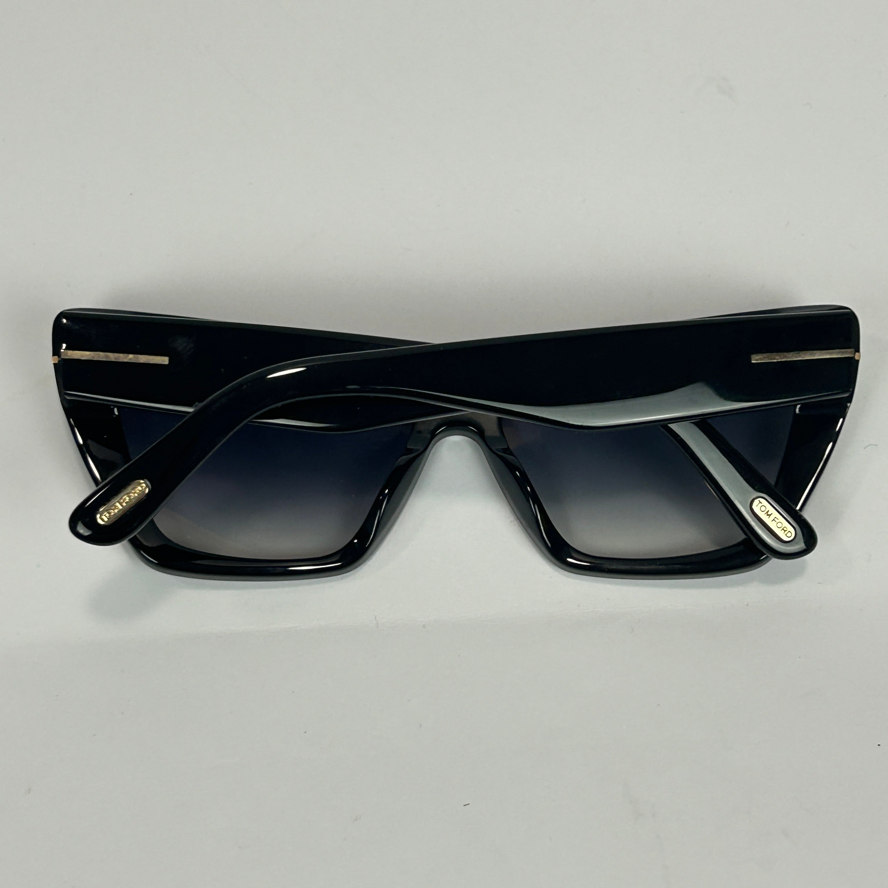 Tom Ford £320 Black Wyatt Cats Eye Sunglasses