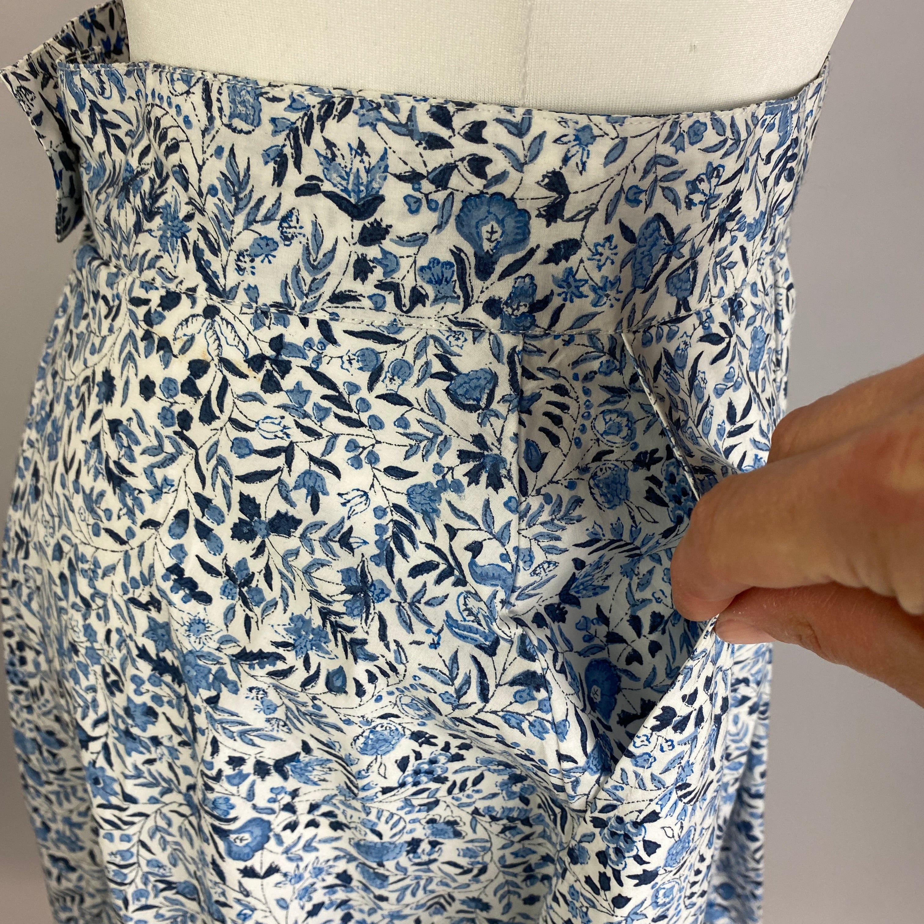 Thierry Colson China Blue & White Print Cotton Skirt M