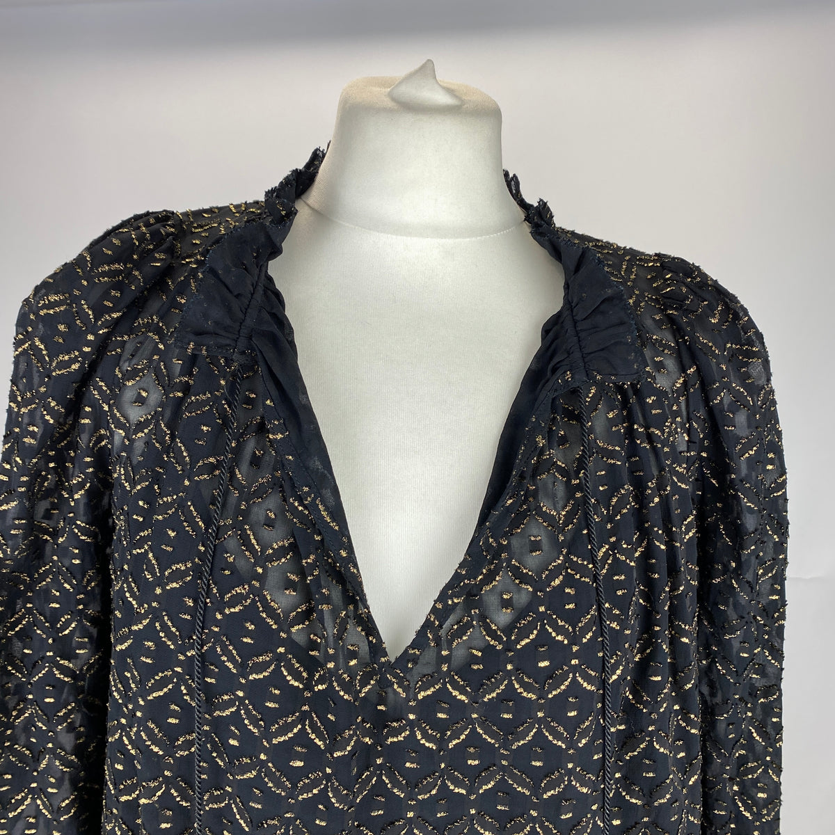 Veronica Beard New Black & Gold Chiffon Blouse M