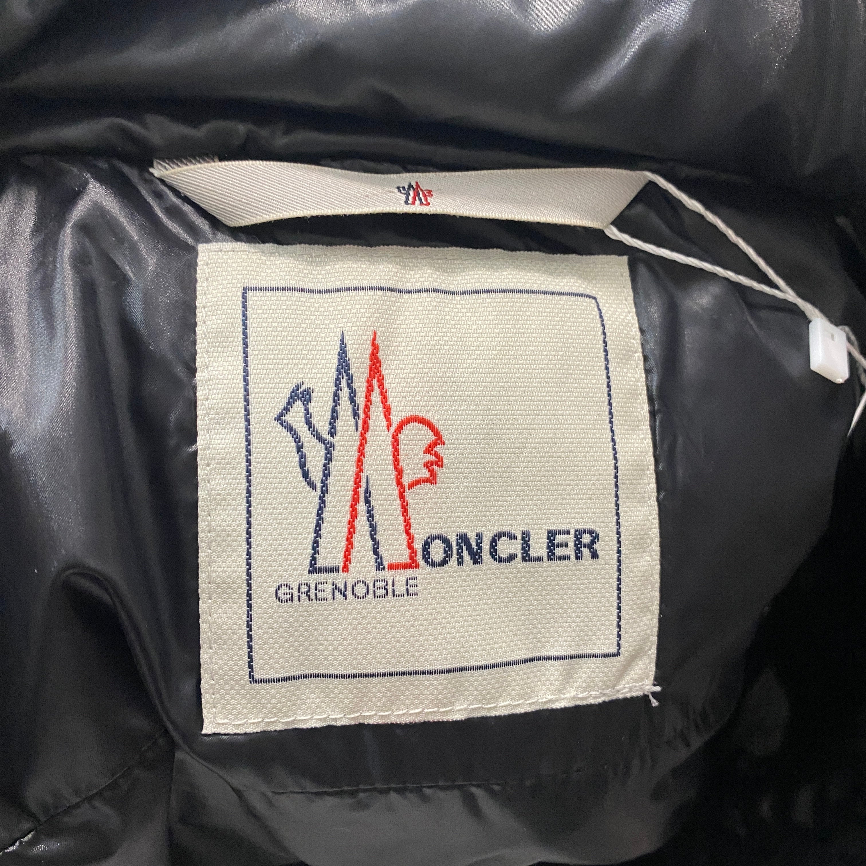 Moncler £1800 Berry Quilted Beverley Ski Jacket S