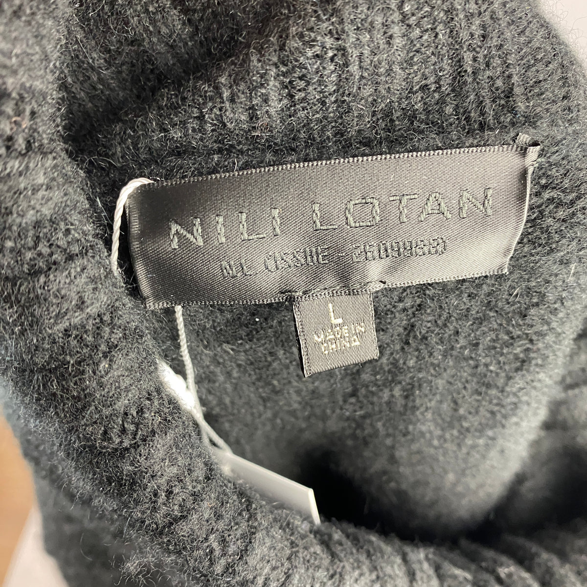 Nili Lotan Black Cashmere Roll Neck Sweater XS-S