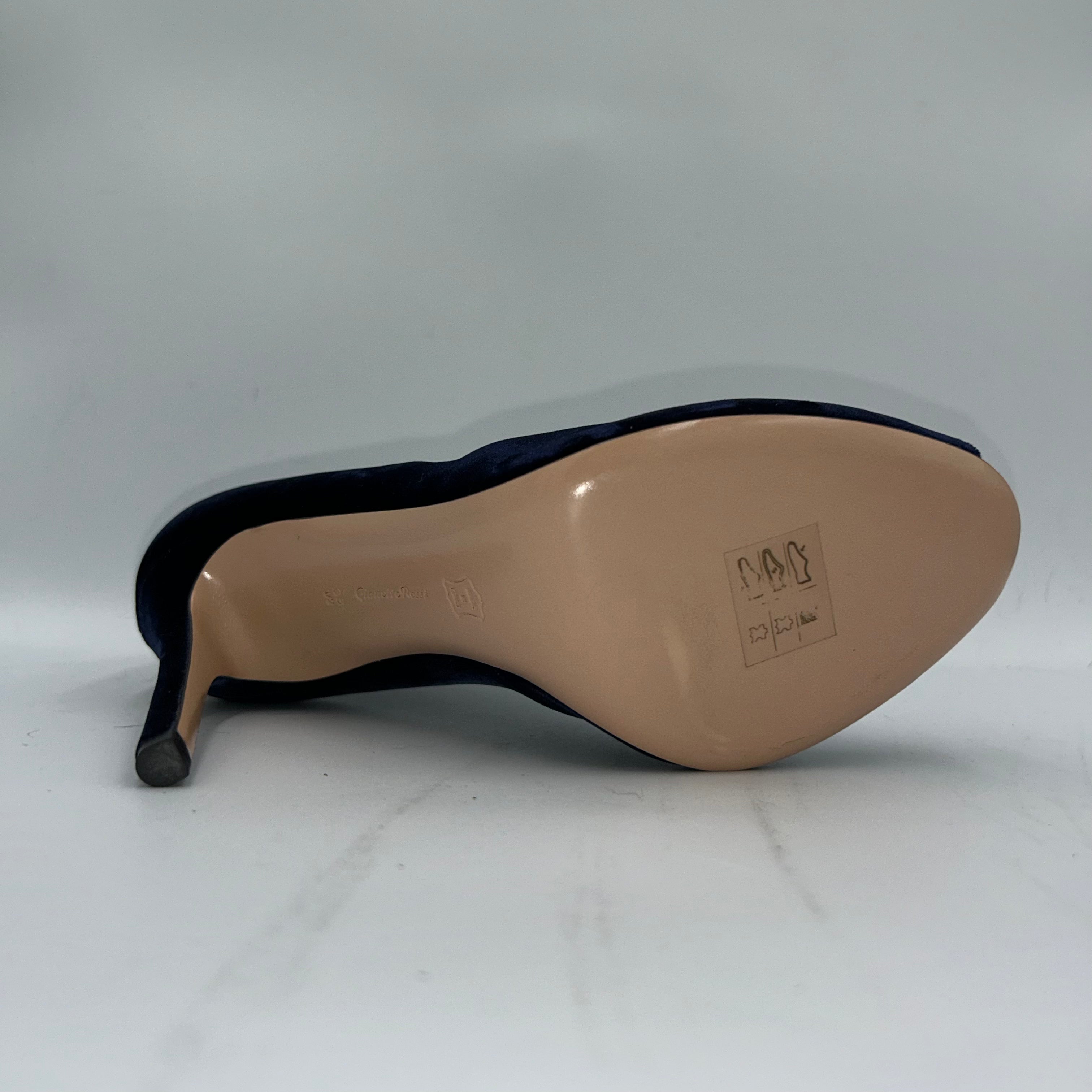 Gianvito Rossi Brand New £420 Navy Velvet Vamp Peeptoe Heels 38.5
