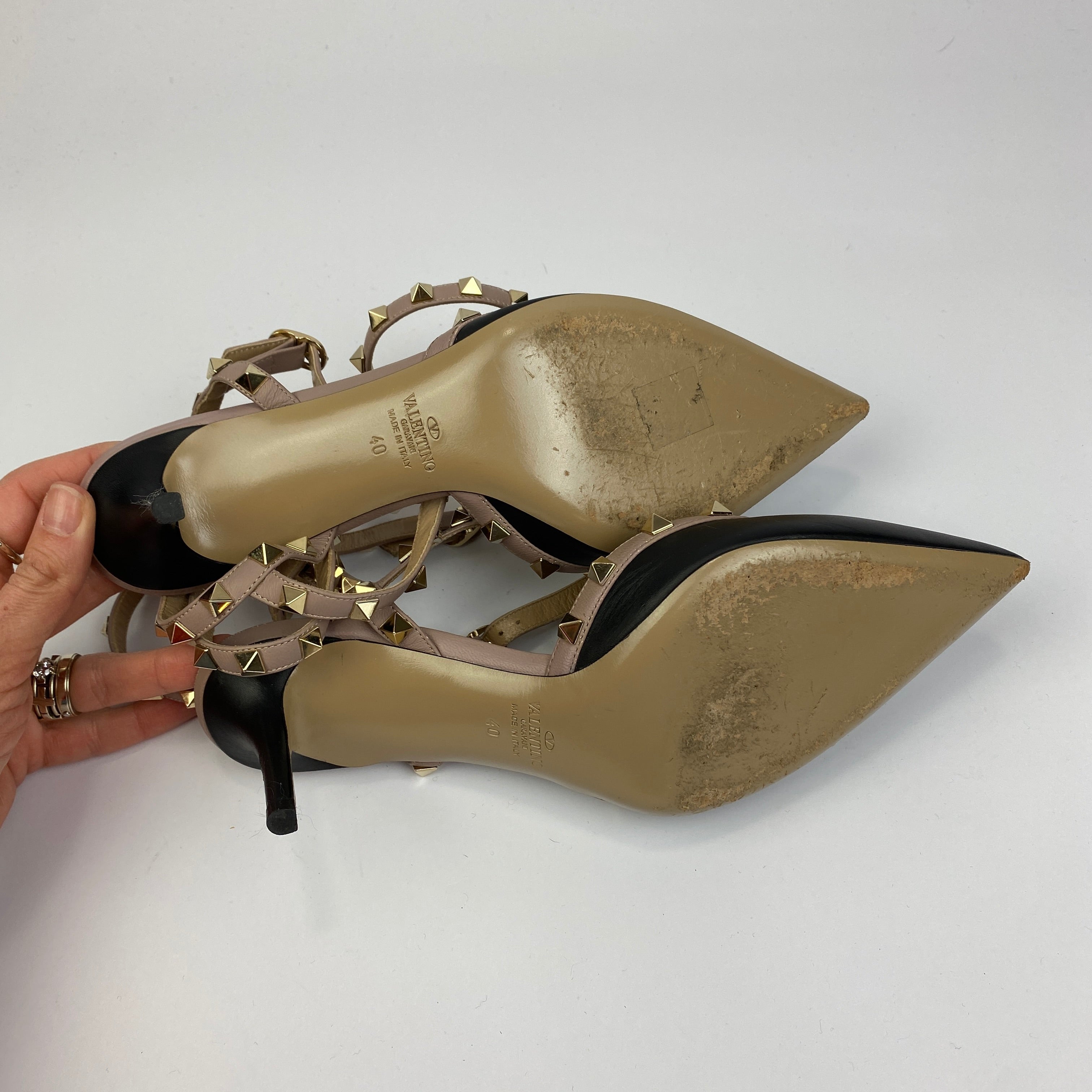 Valentino Garavani £890 Black Rockstud Caged Pumps 40