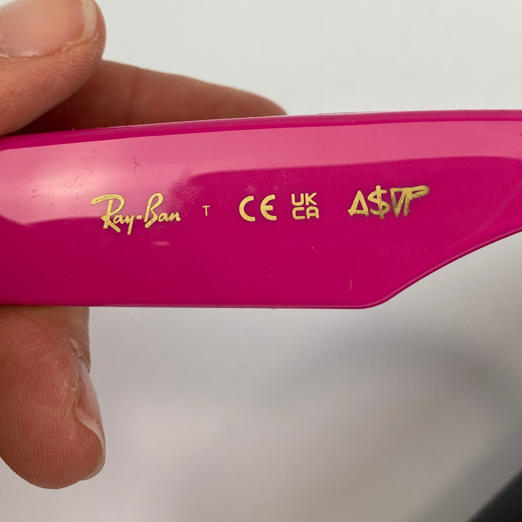 Ray-Ban New £164 Pink Puffer Wayfarer Sunglasses