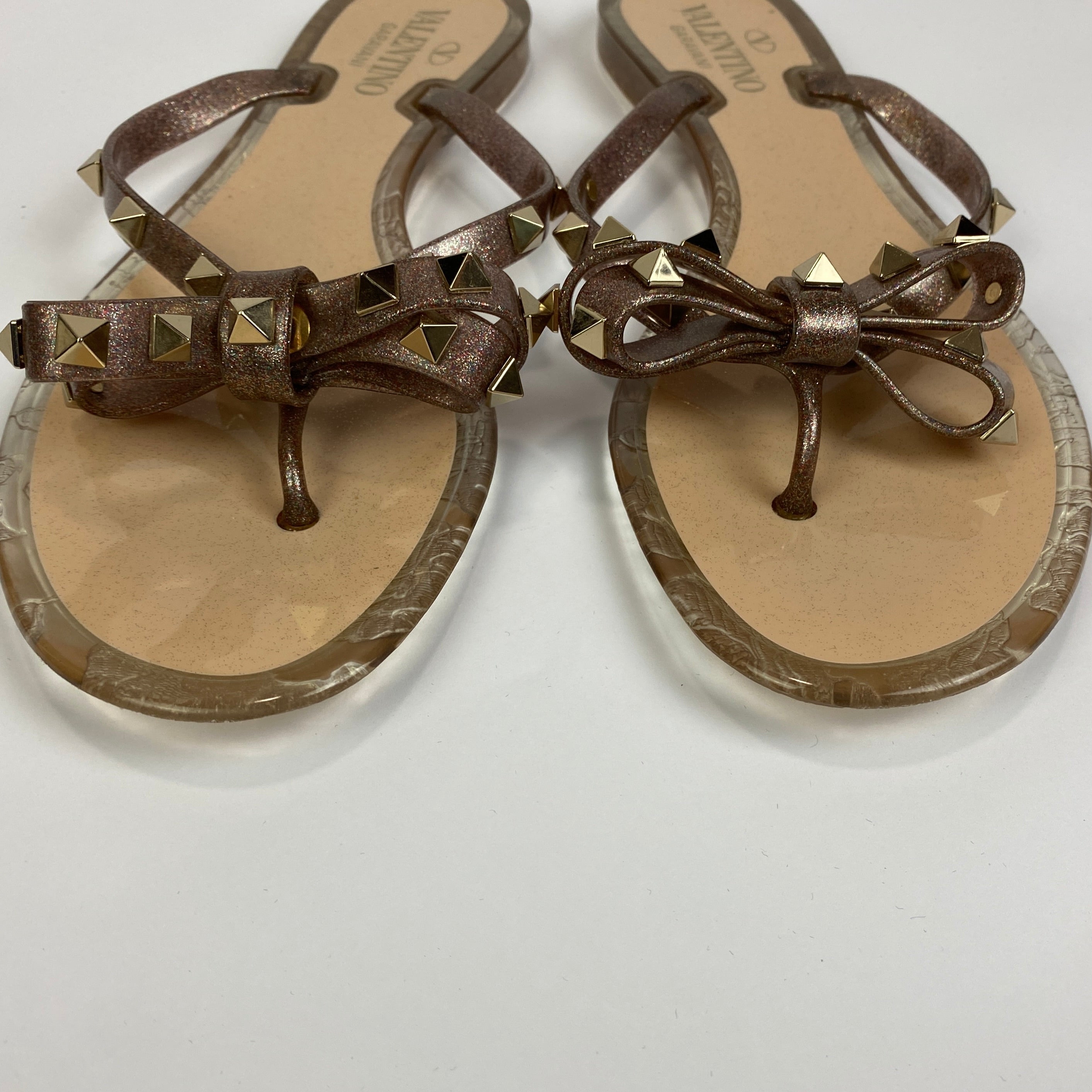 Valentino £390 Nude Glitter Rockstud Flipflop Sandals 39
