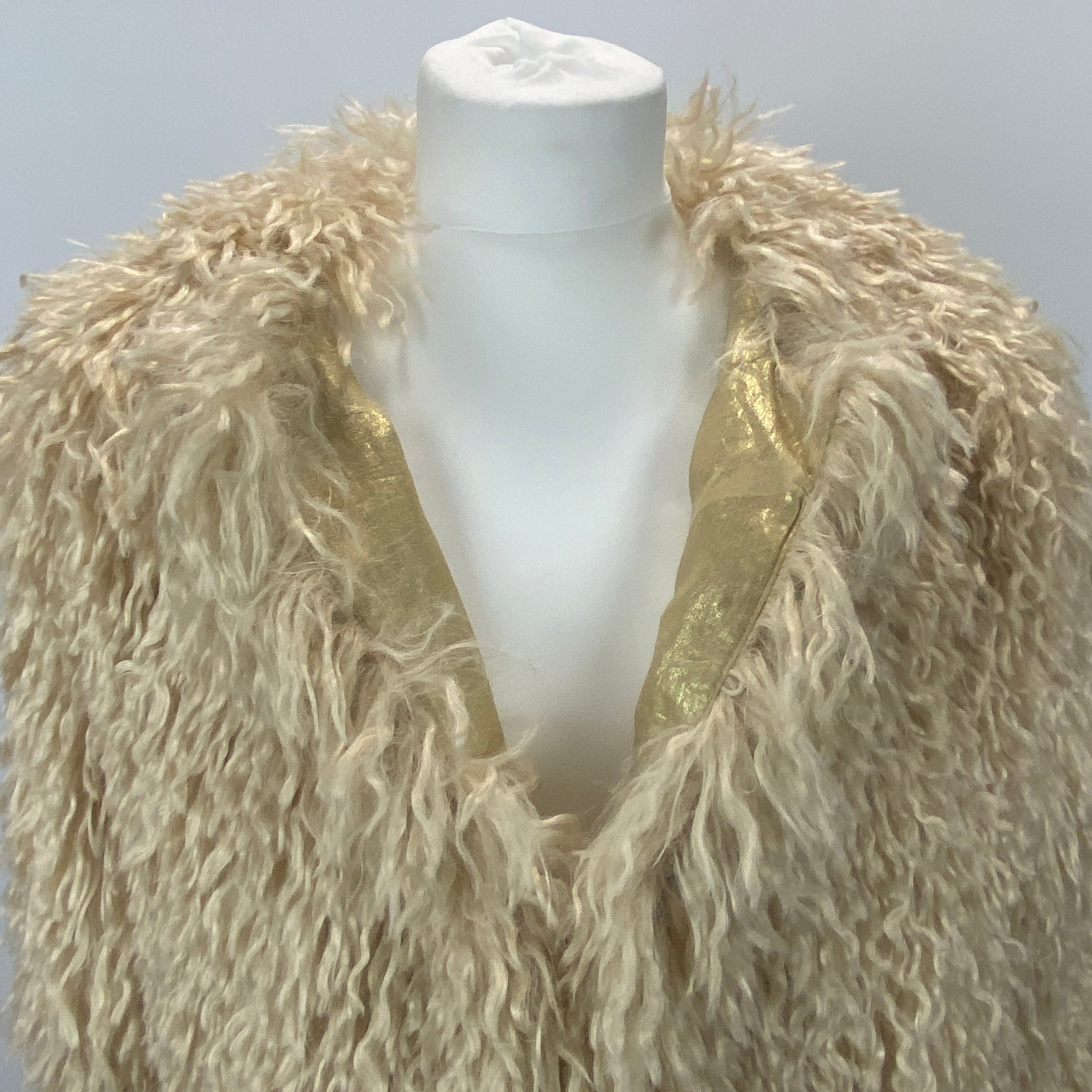 Maksu New Cream Shaggy Faux Fur Jacket L
