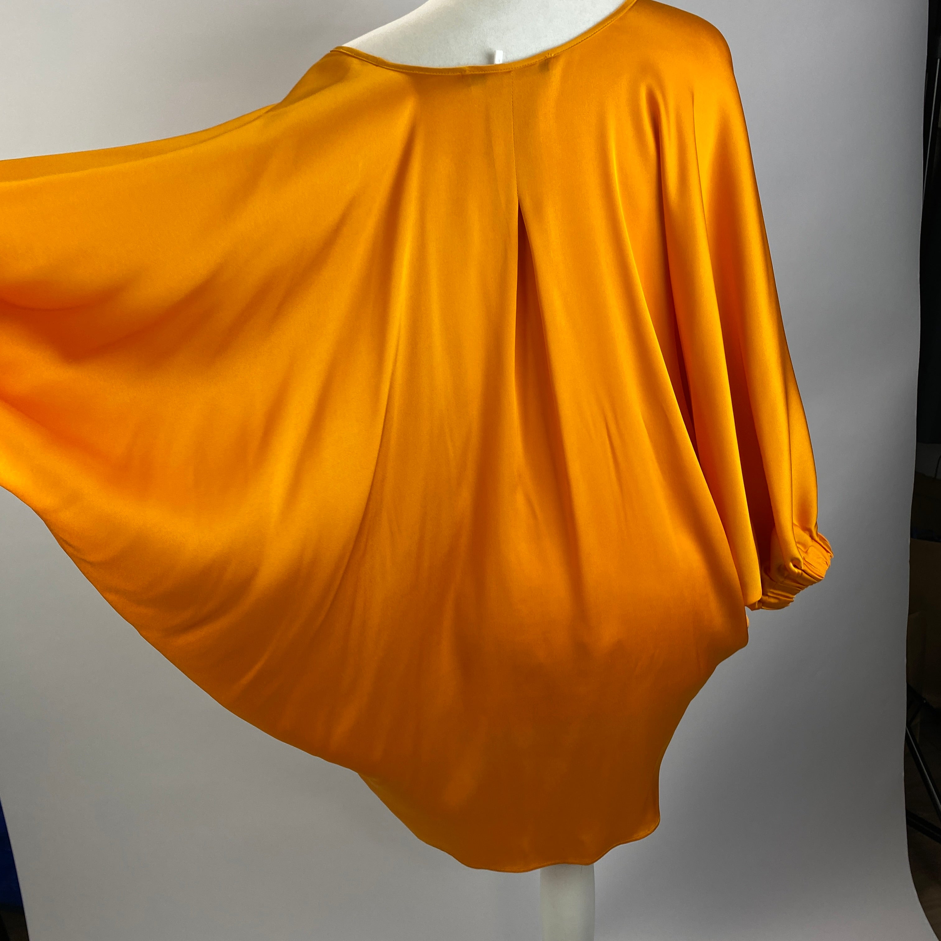 Silk95Five £300 Goldenrod Silk Austin Black Top S/M/L/XL