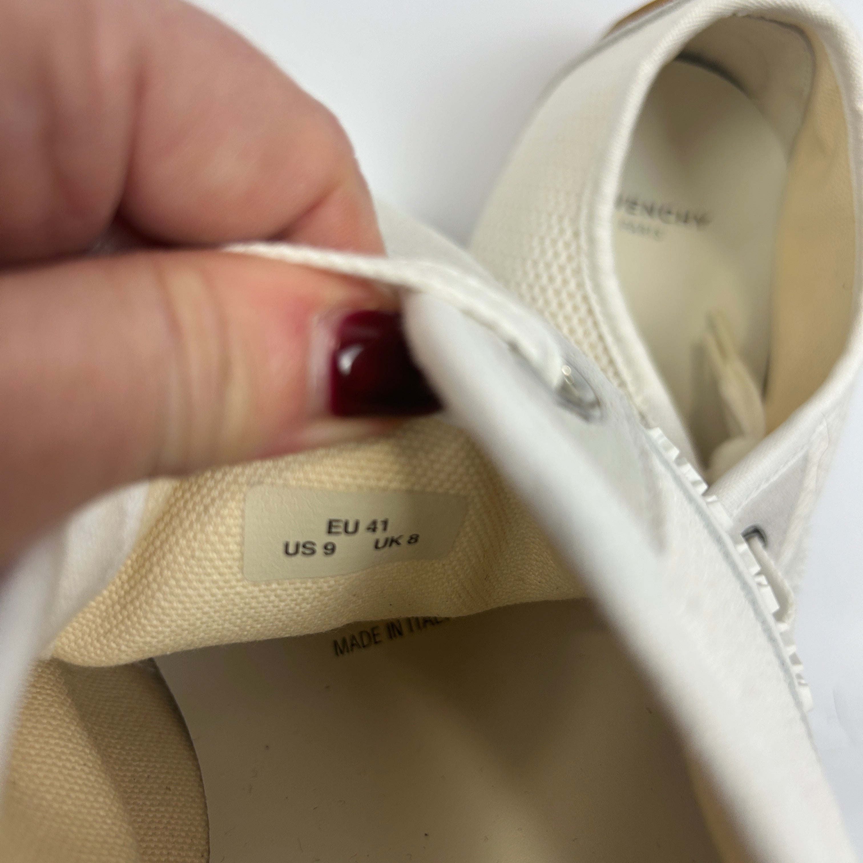 Givenchy New £490 Cream Slim Sneakers 41