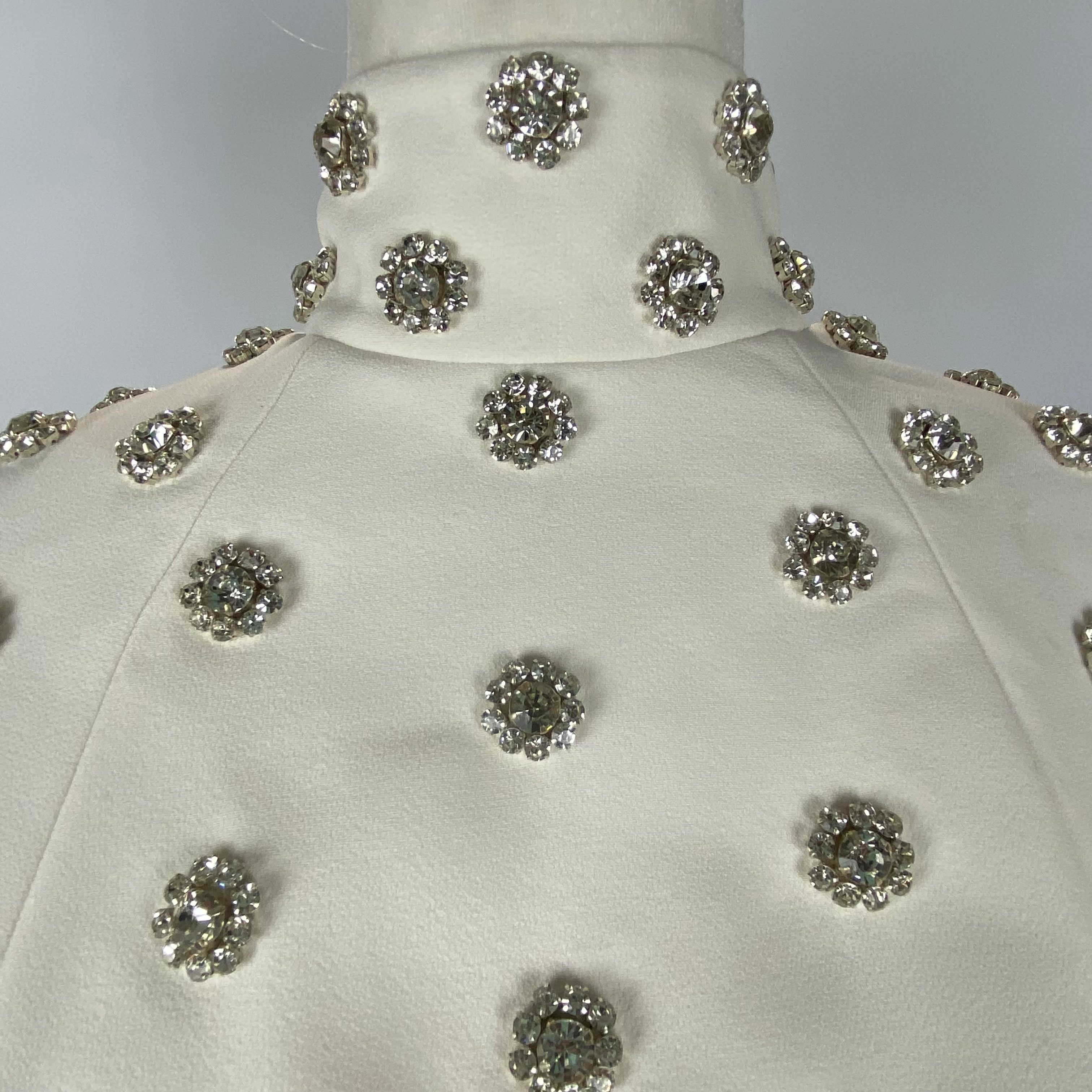 Safiyaa New £2995 Ivory Manore Crystal-Embellished Crepe Cape XS