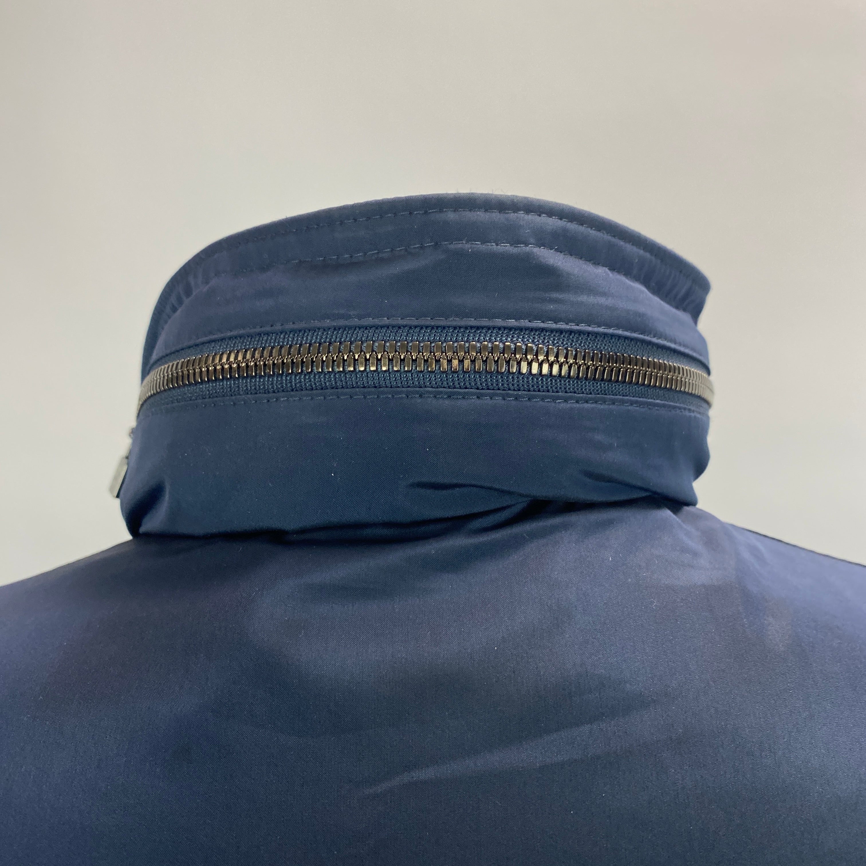Loro Piana £3450 Navy Drawstring Cashmere-Lined Anorak M