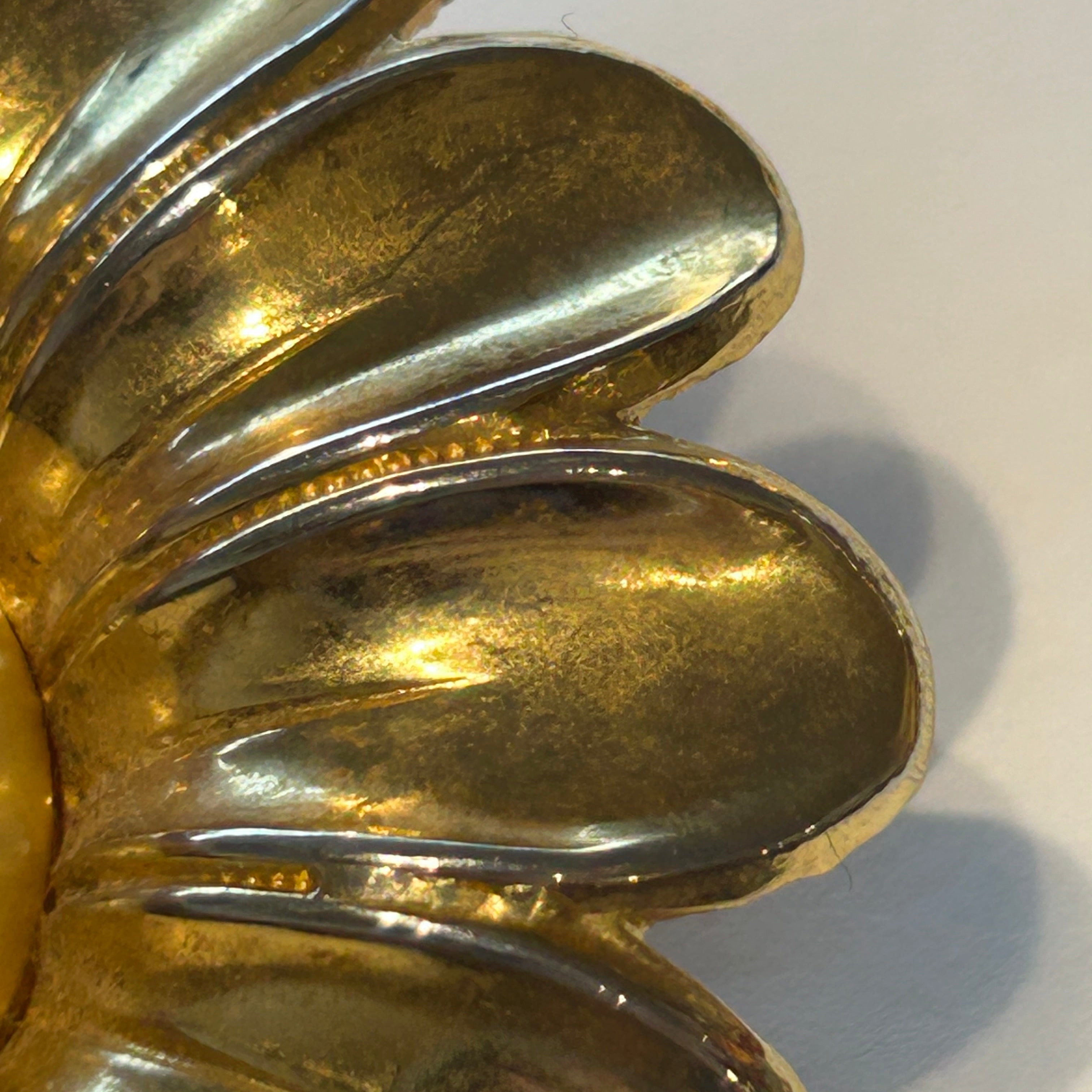 Chanel Vintage 80s Large Daisy Brooch