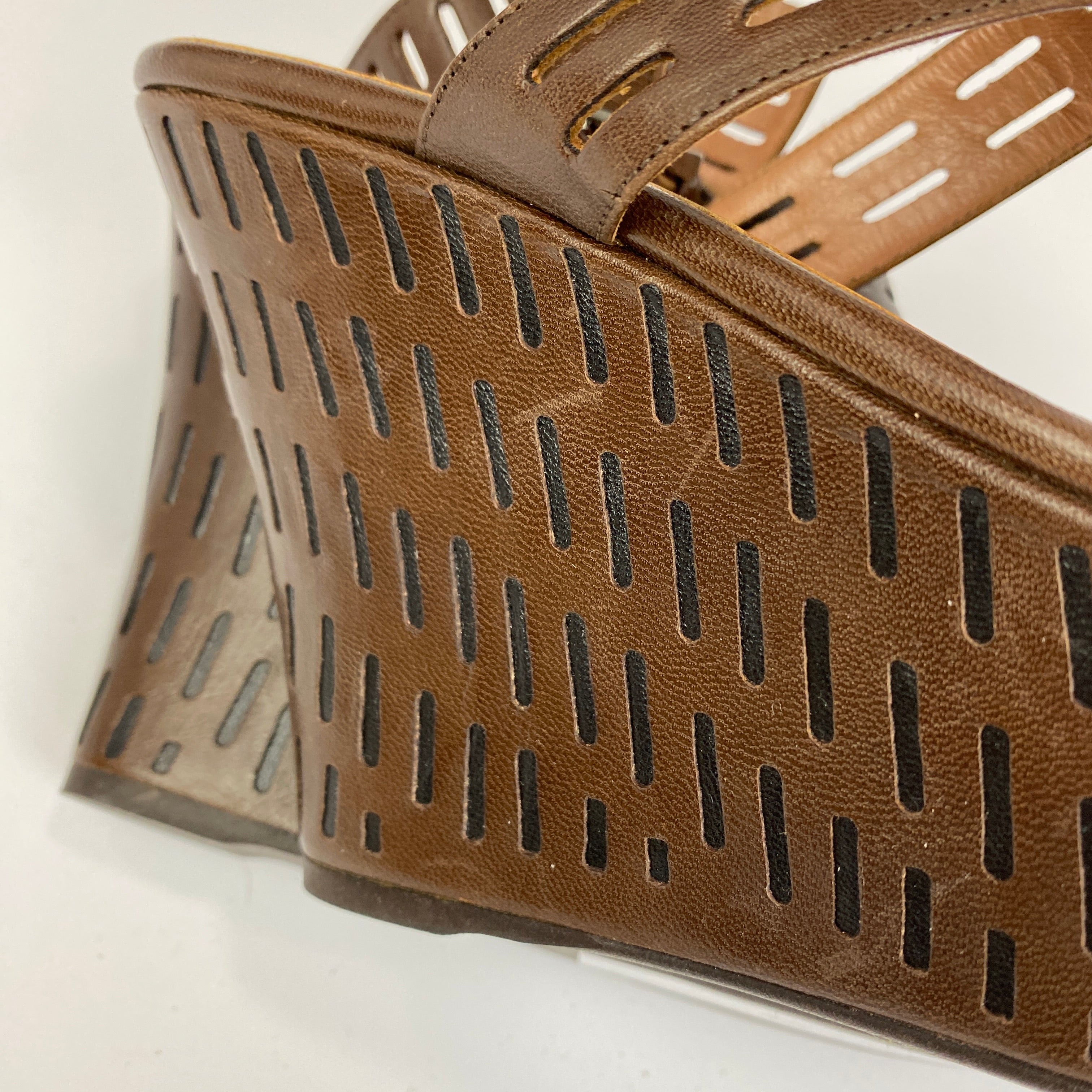 Alaia Chestnut Lasercut Leather Platform Wedge Sandals 38