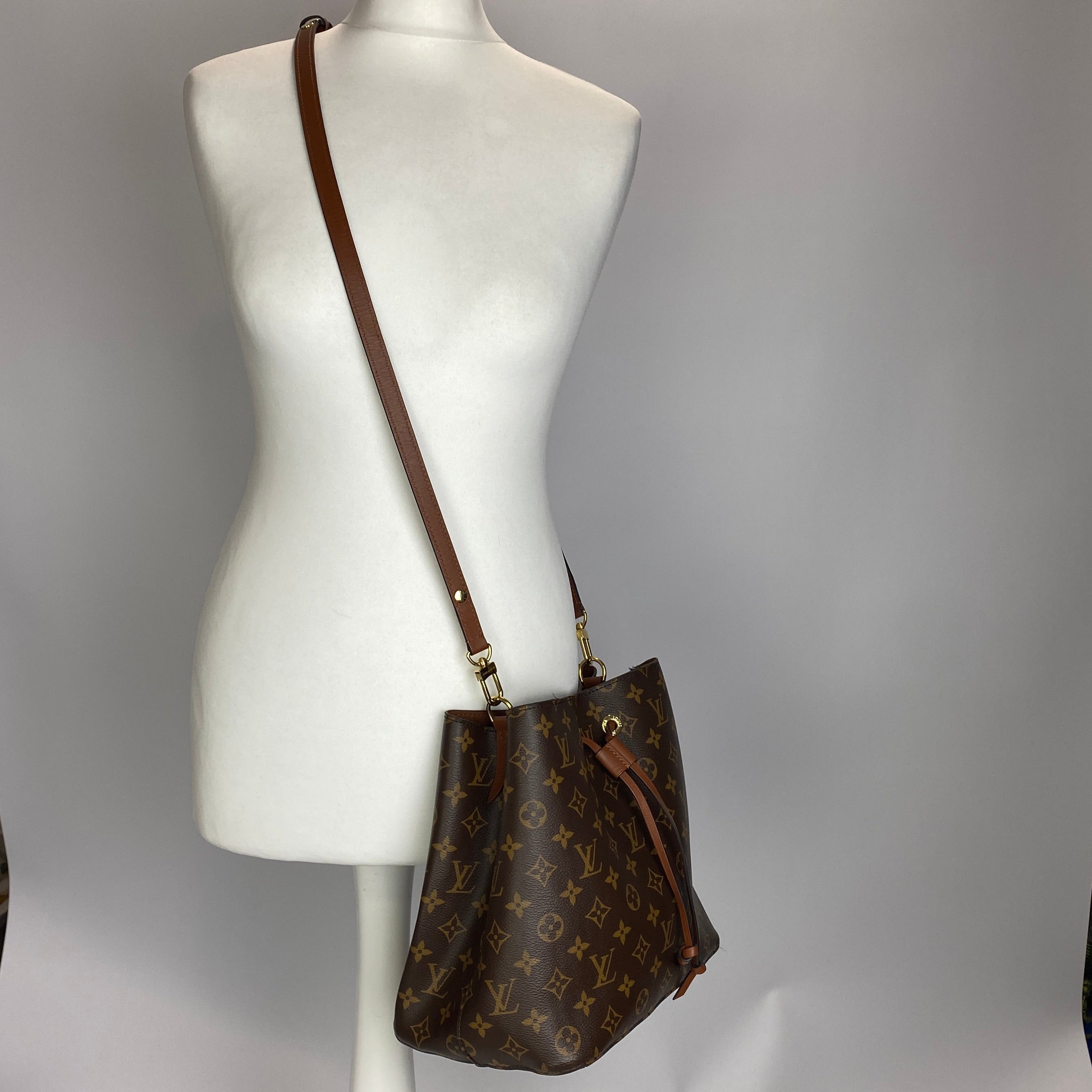 Louis Vuitton £1790 NeoNoe MM Monogram Canvas Bucket Bag