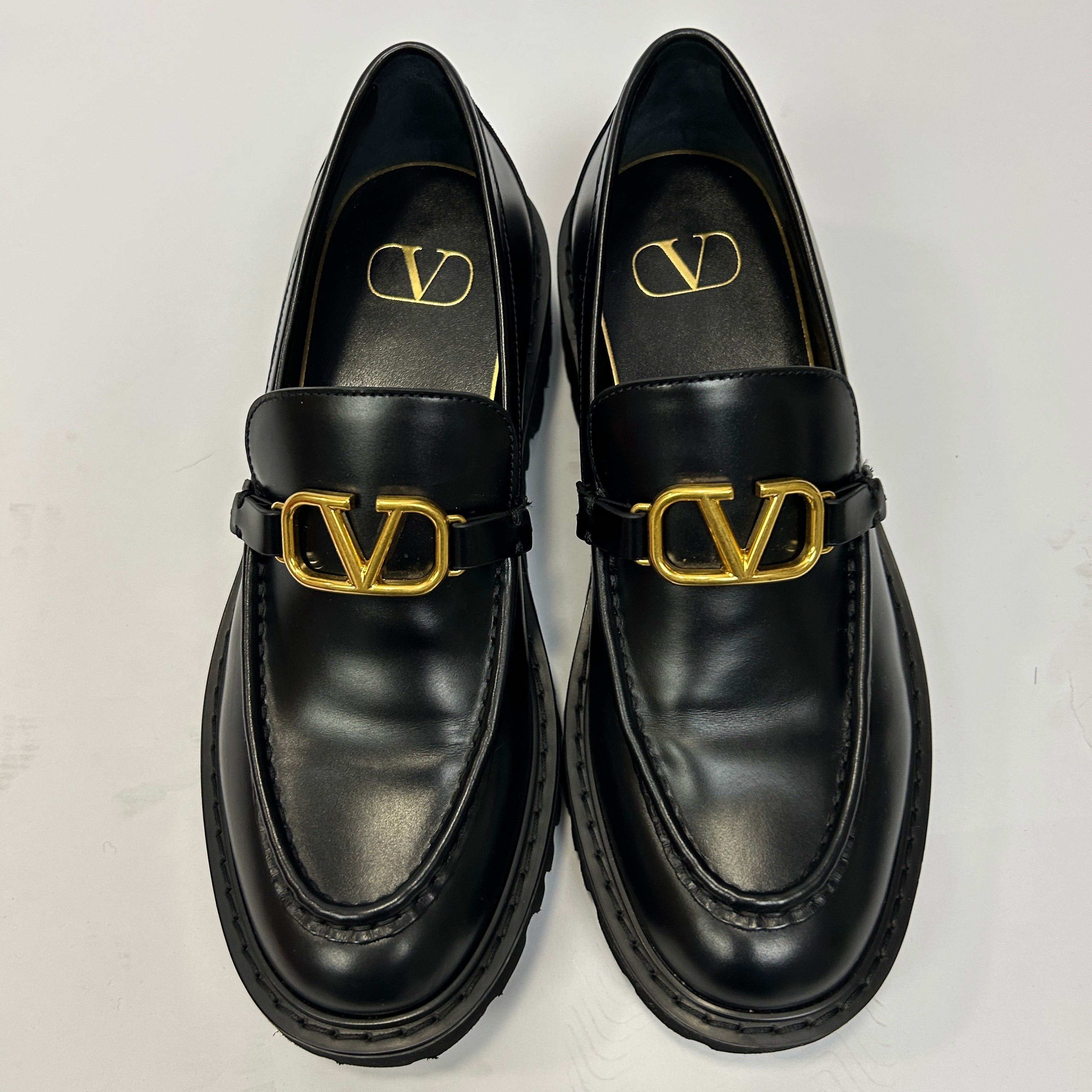 Valentino New £830 Black Leather VLogo Loafers 38.5