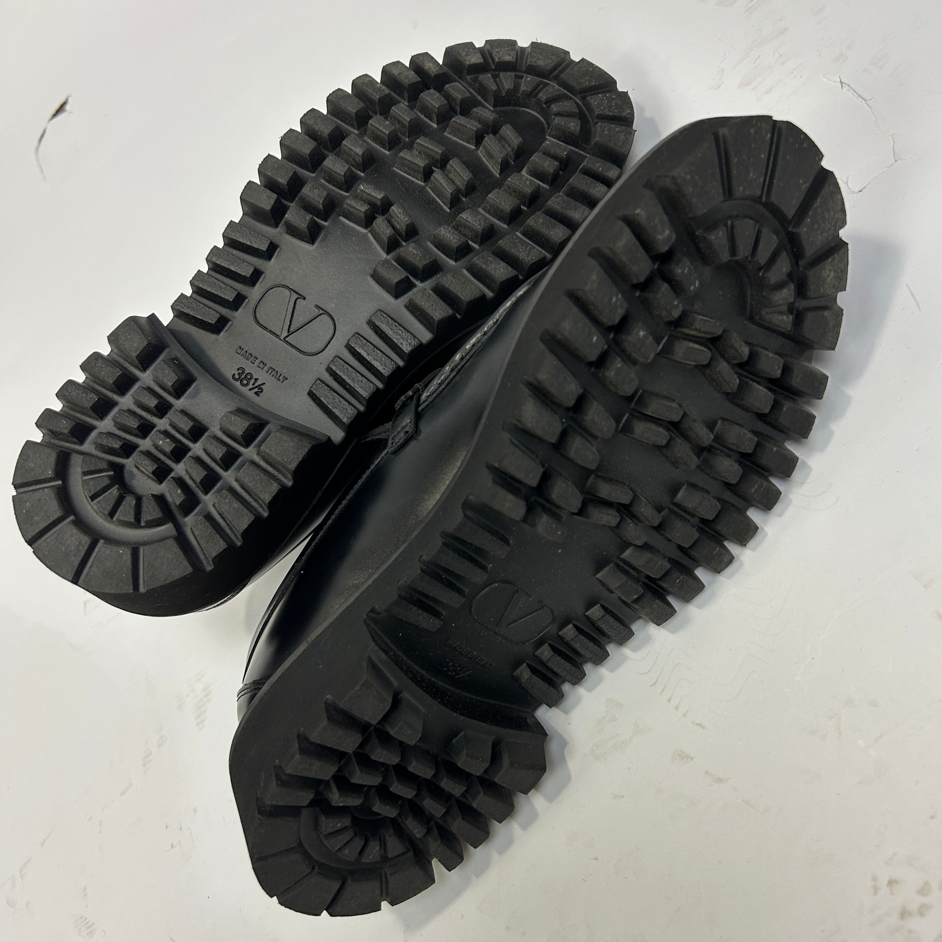 Valentino New £830 Black Leather VLogo Loafers 38.5