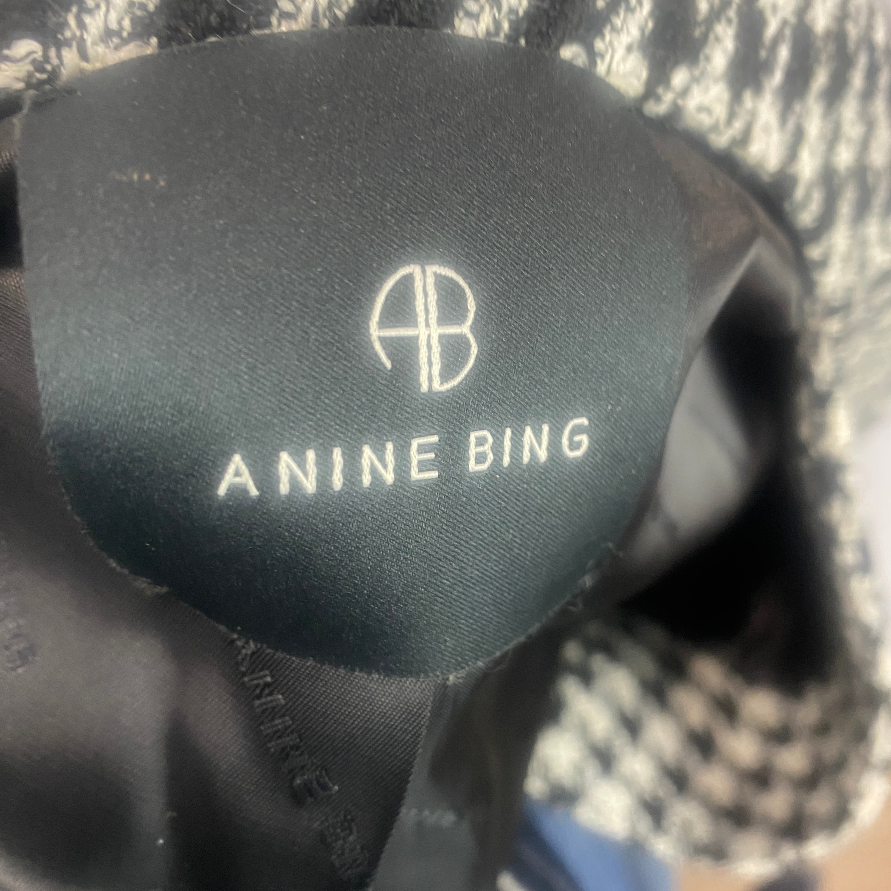 Anine Bing New £450 Black & Ivory Houndstooth Crop Jacket M