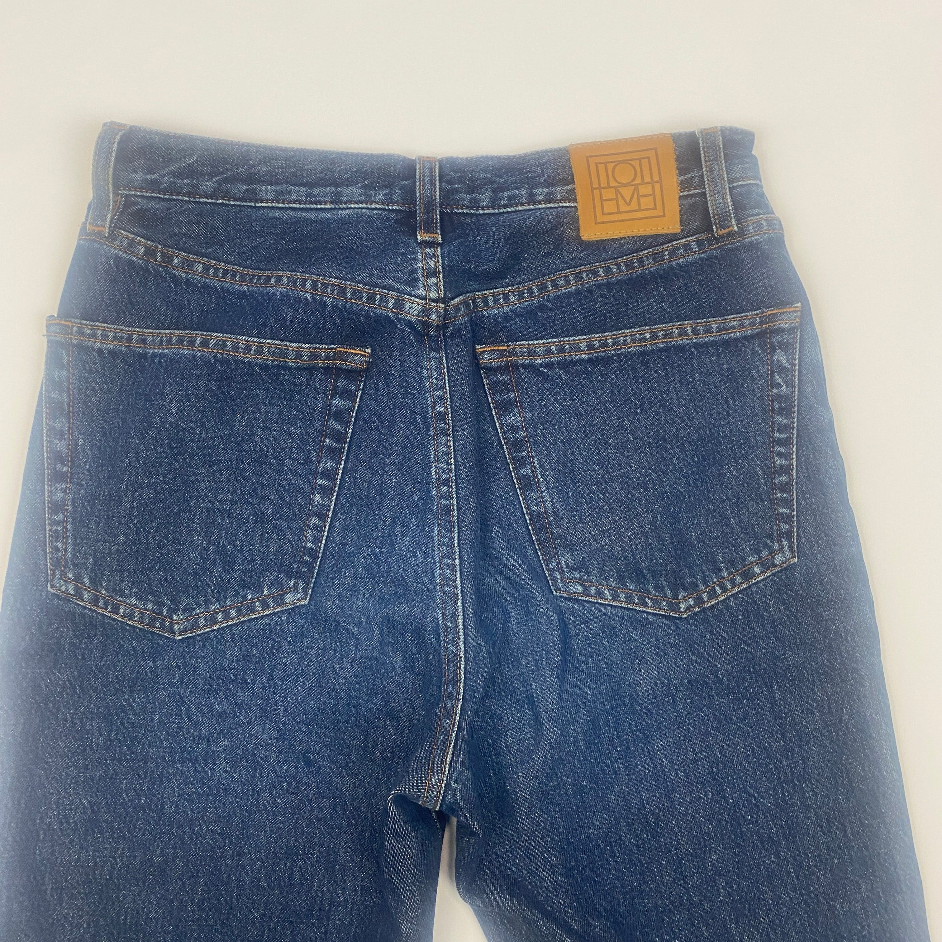 Toteme £330 Mid Wash Denim Classic Cut Jeans 27