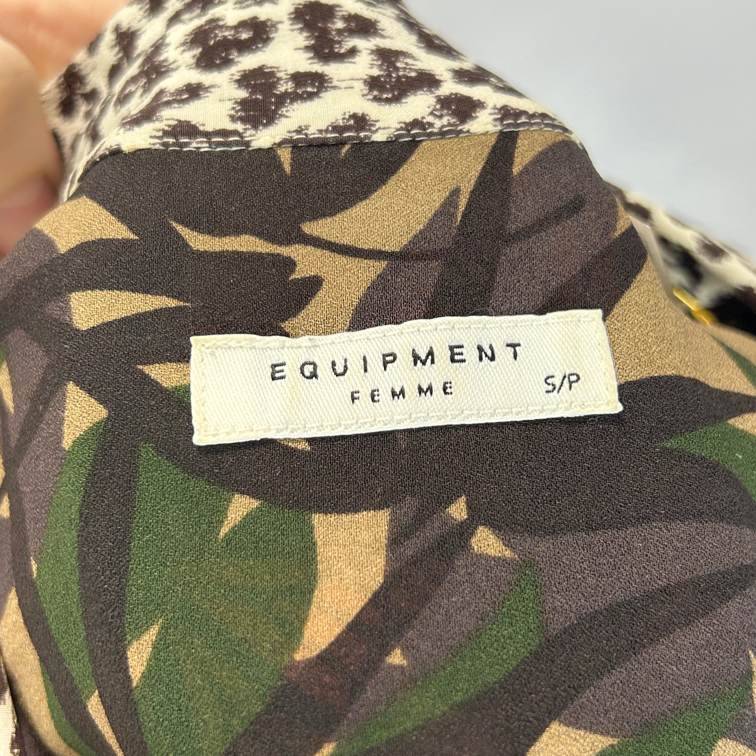 Equipment Camo Floral Butterfly Silk Shirt S/M