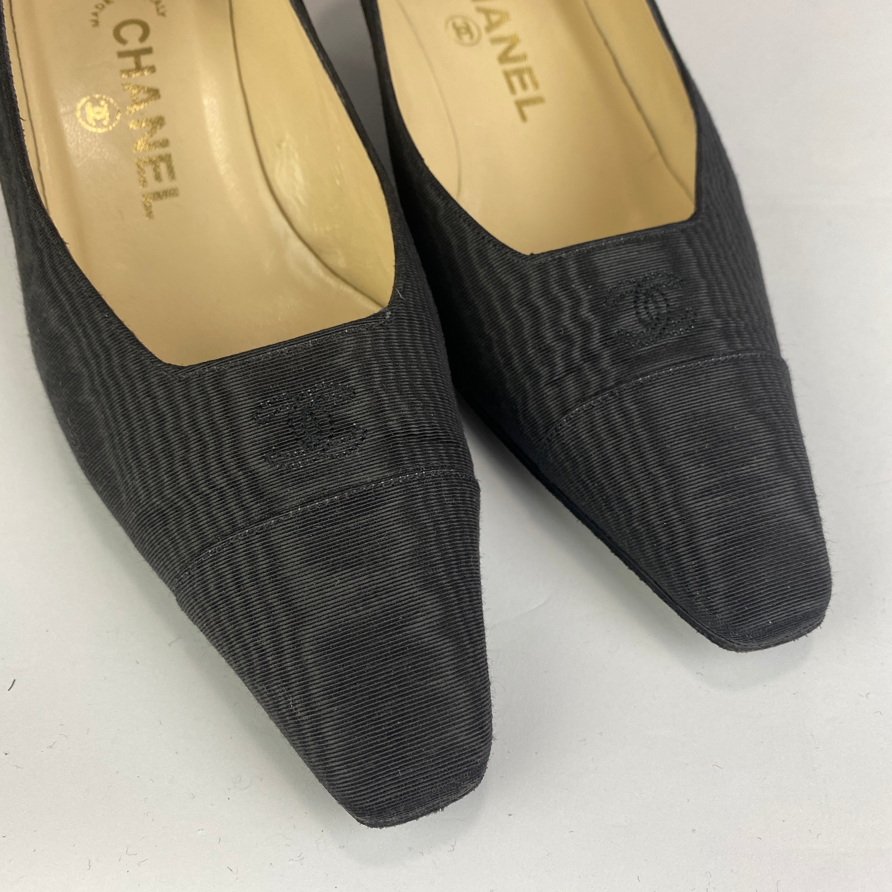 Chanel Black Satin Kitten Heel Court Shoes 37
