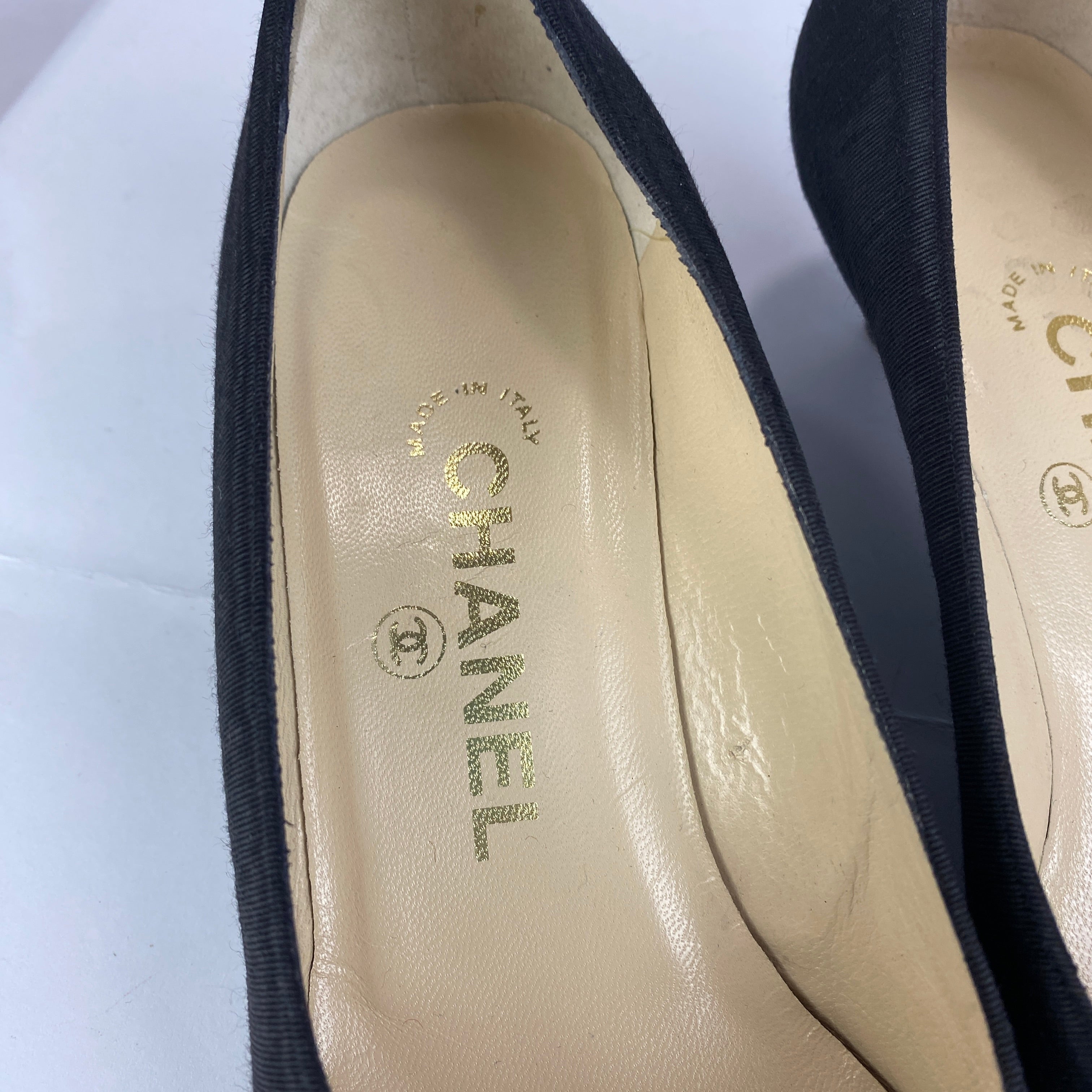 Chanel Black Satin Kitten Heel Court Shoes 37