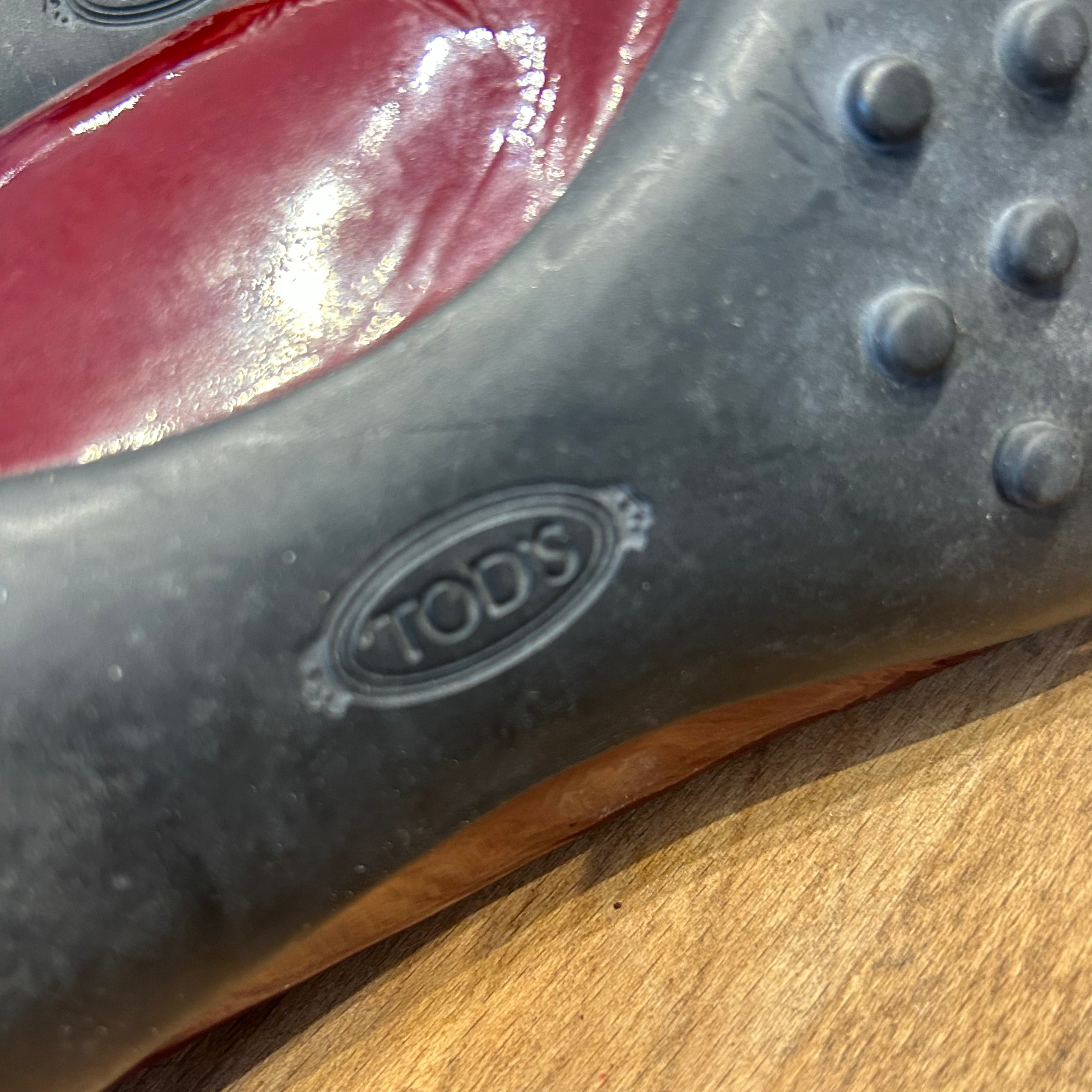 Tod's Burgundy Patent Snaffle Flat Pumps 38